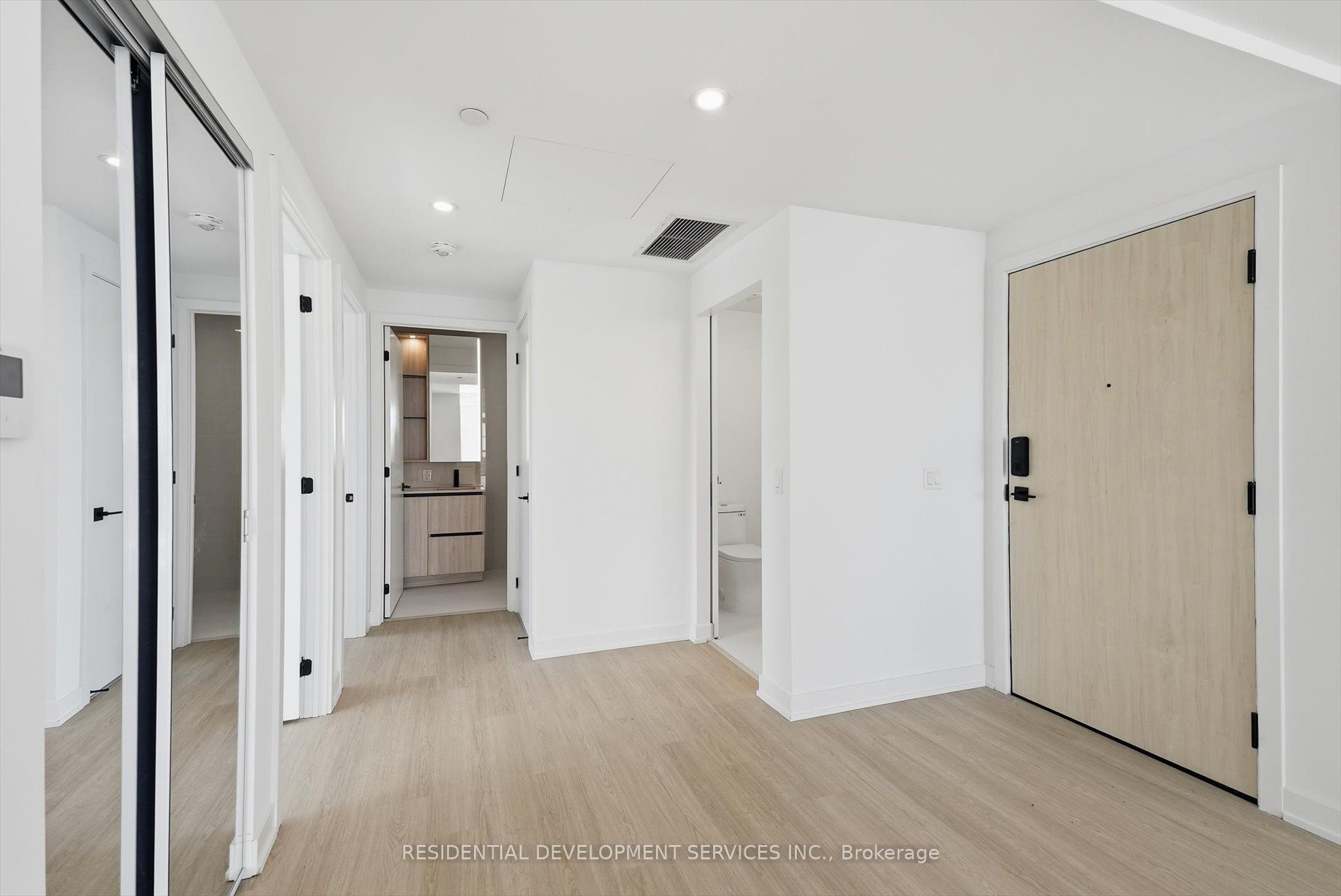 699 Sheppard Avenue E 1103 Property Photo 31