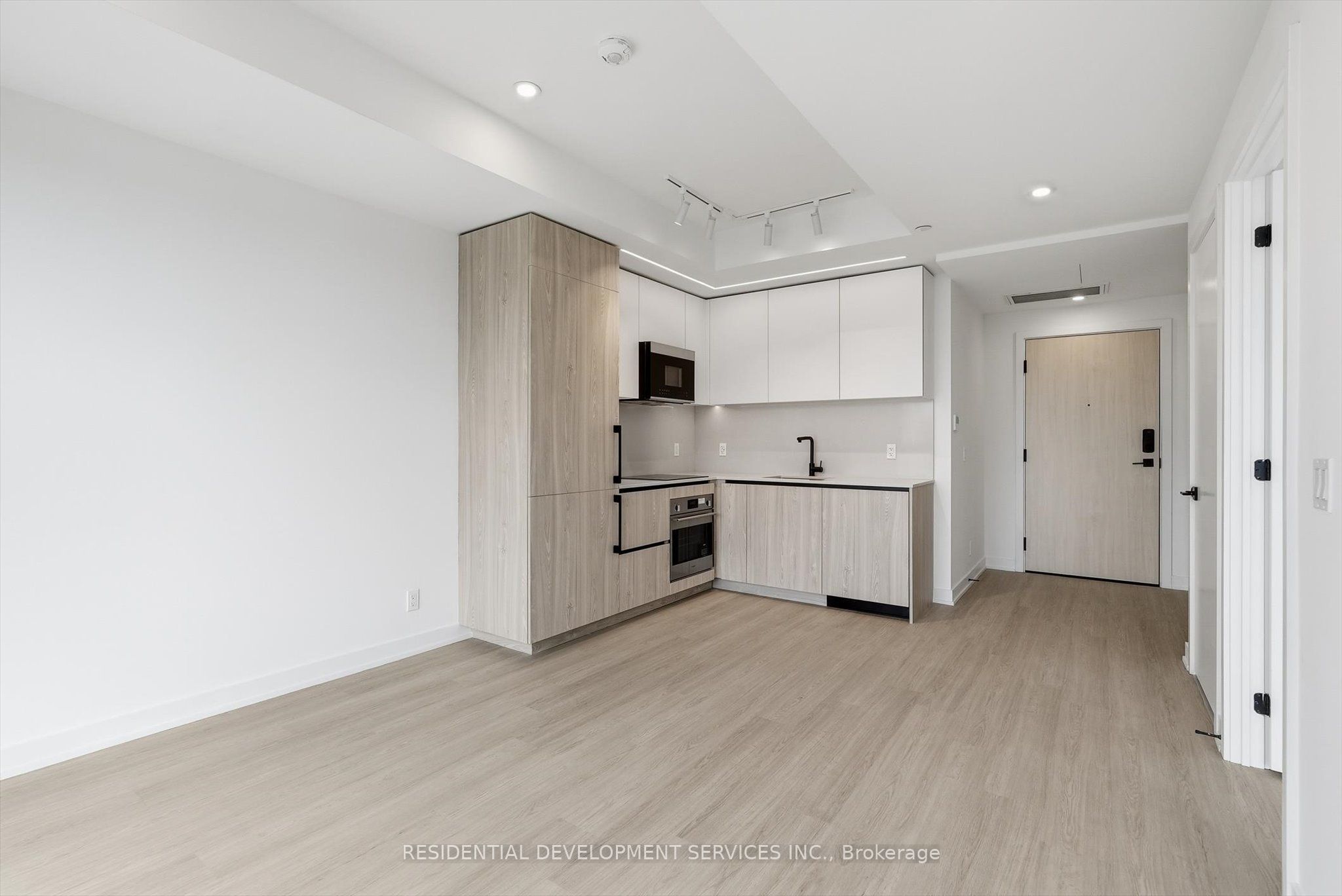 699 Sheppard Avenue E 1007 Property Photo 12