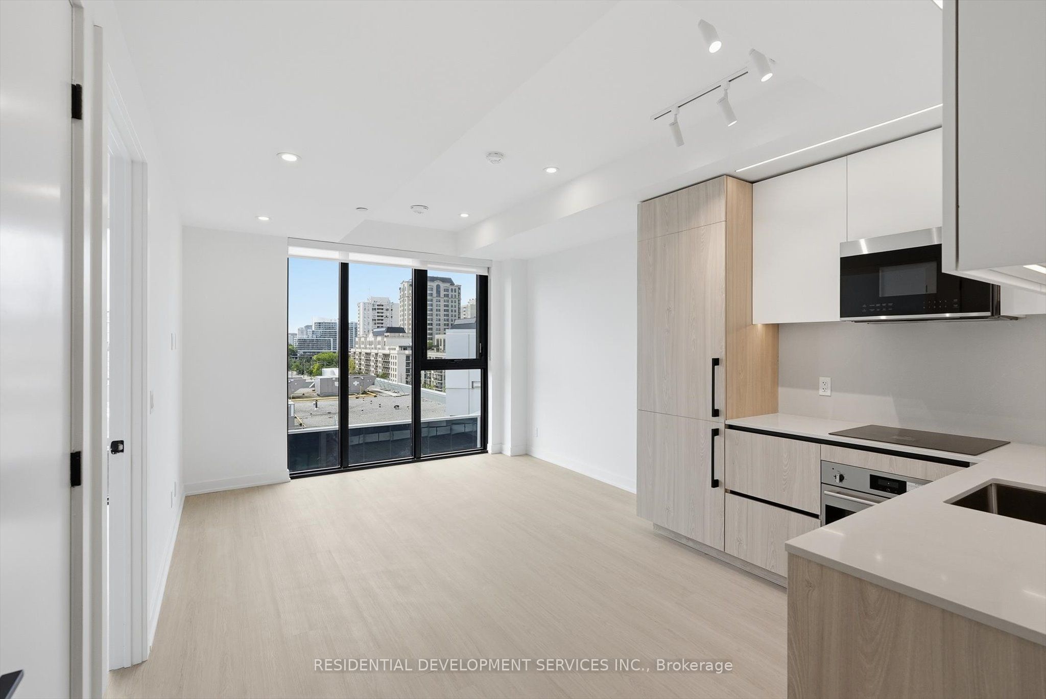 699 Sheppard Avenue E 1007 Property Photo 17