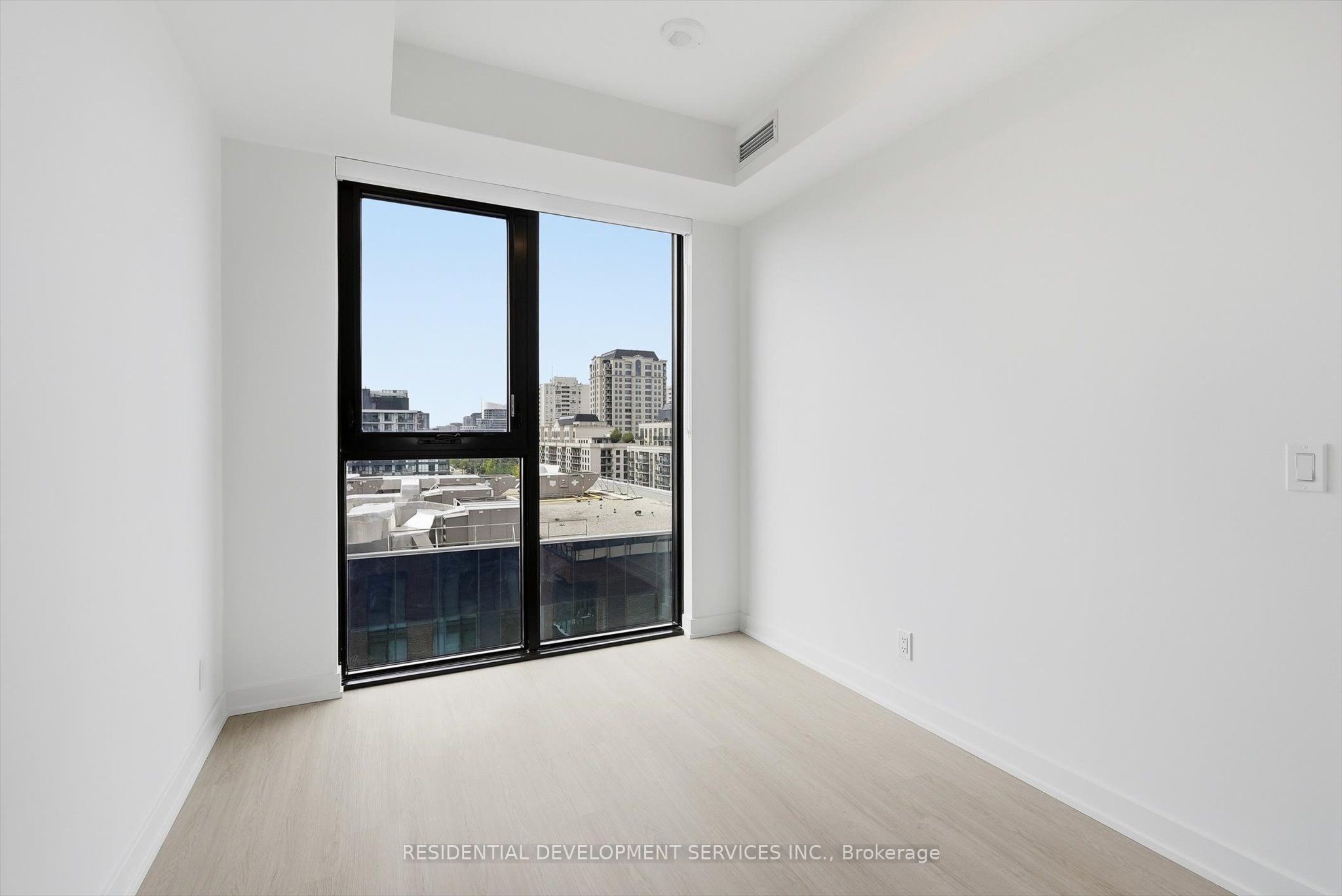 699 Sheppard Avenue E 1007 Property Photo 19