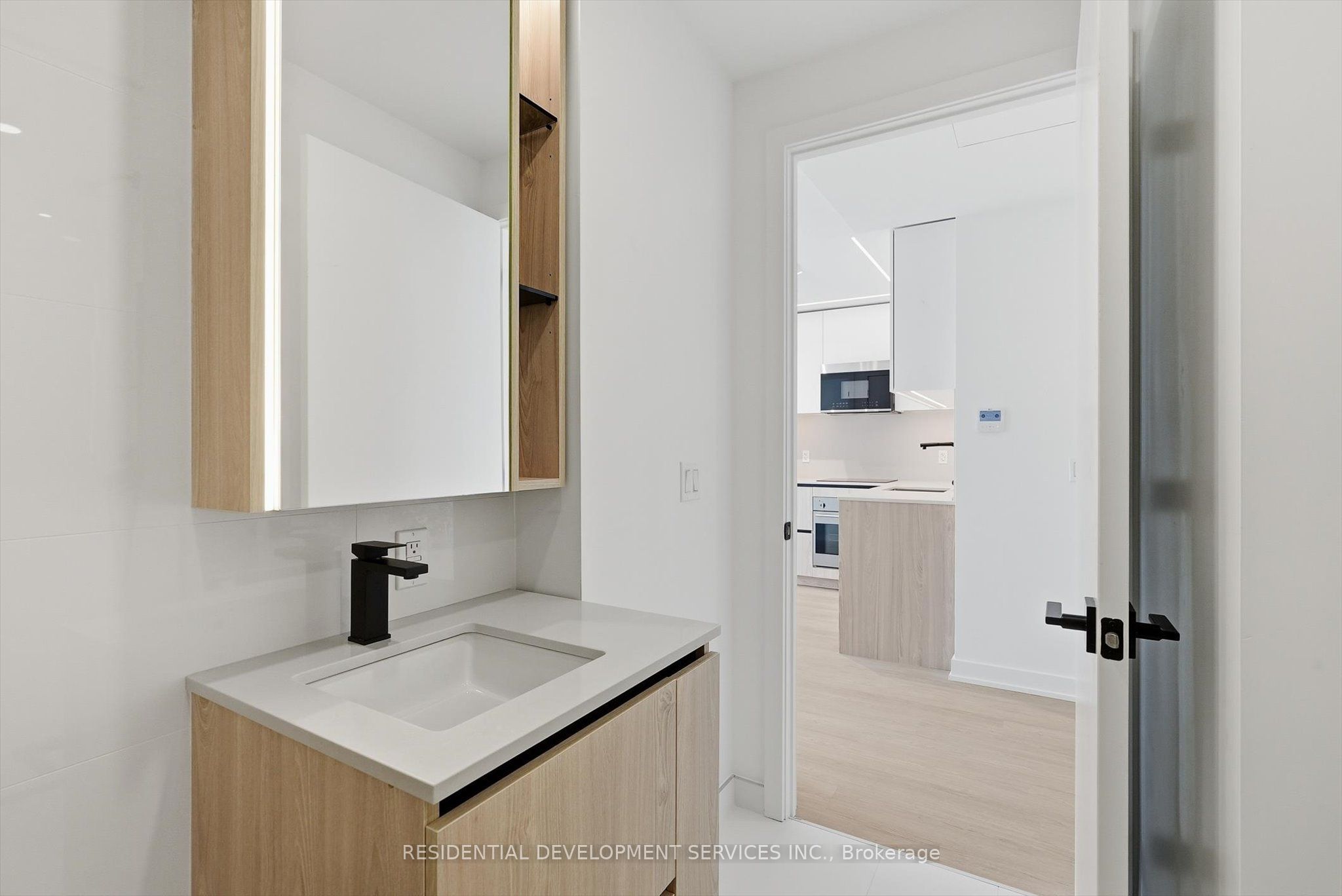 699 Sheppard Avenue E 1007 Property Photo 23