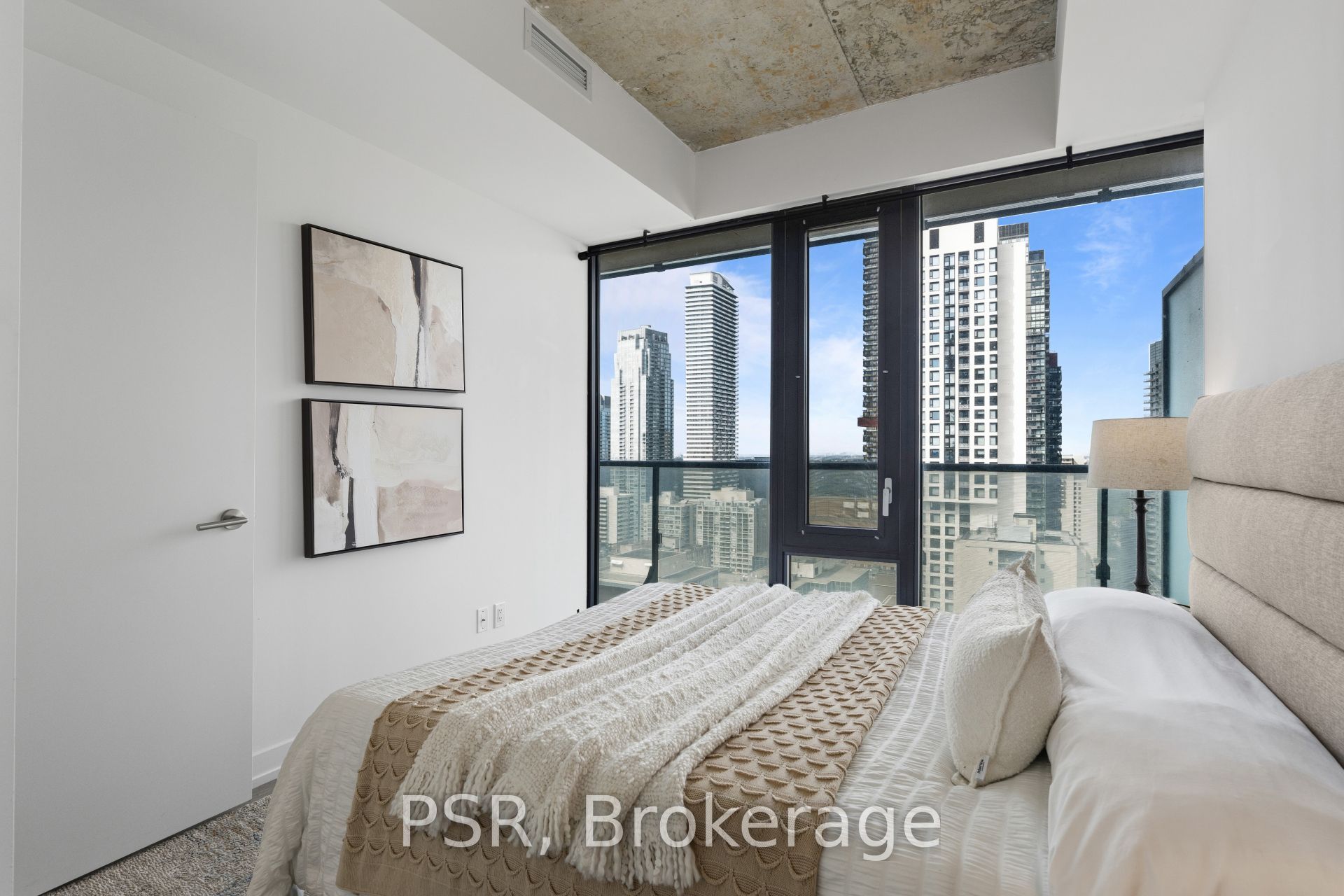 161 Roehampton Avenue 2601 Property Photo 15