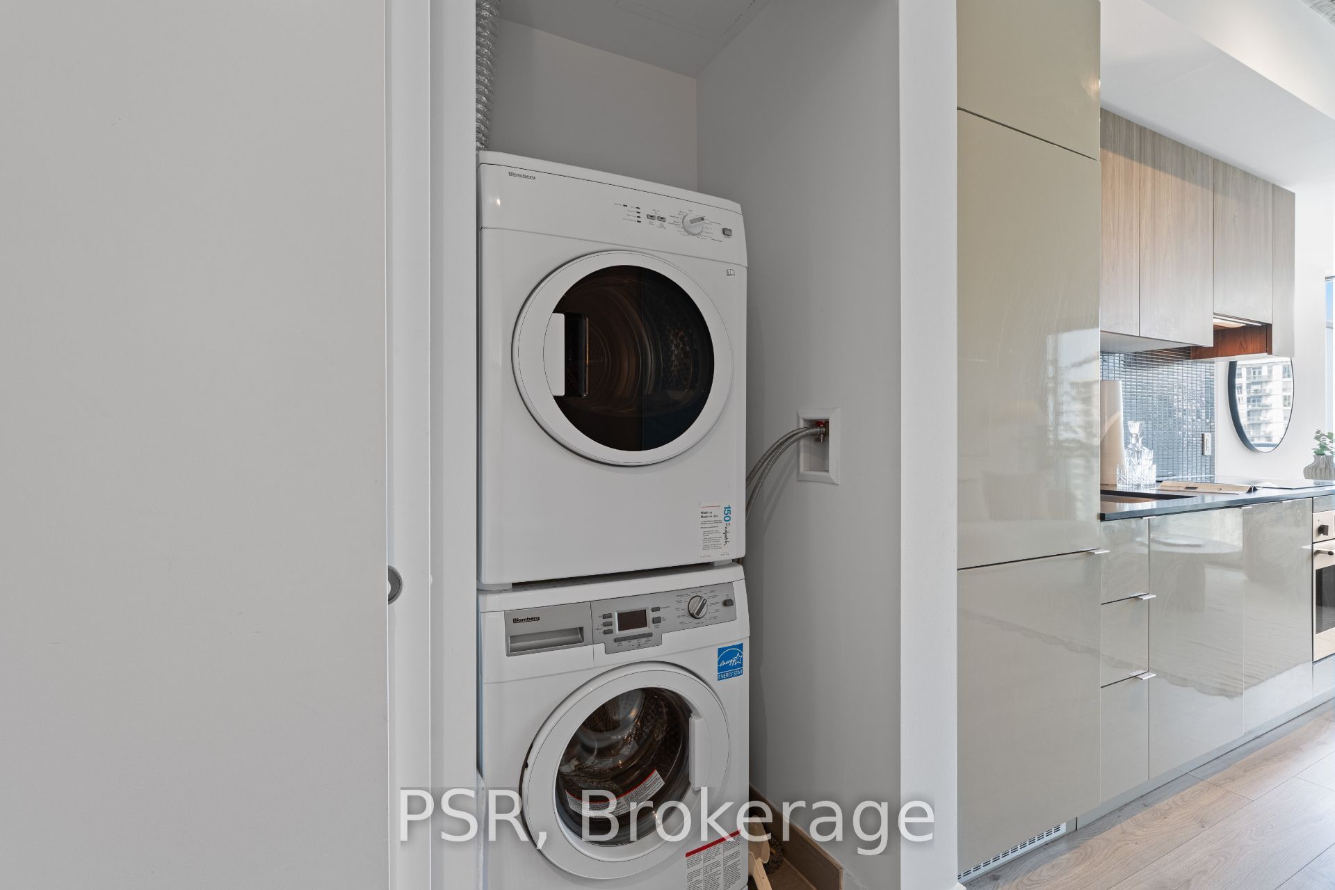 161 Roehampton Avenue 2601 Property Photo 20