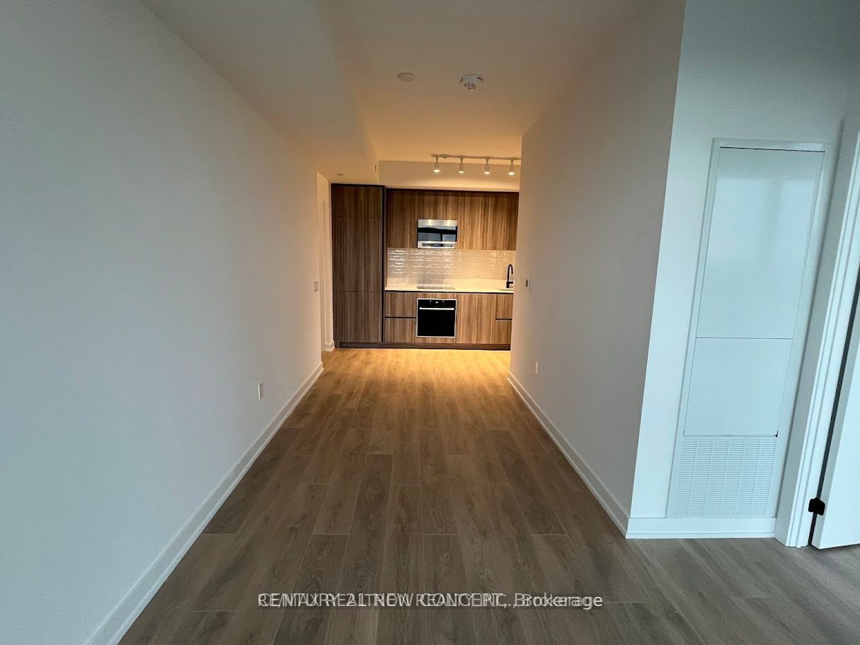 117 Broadway Avenue 1109 Property Photo 6