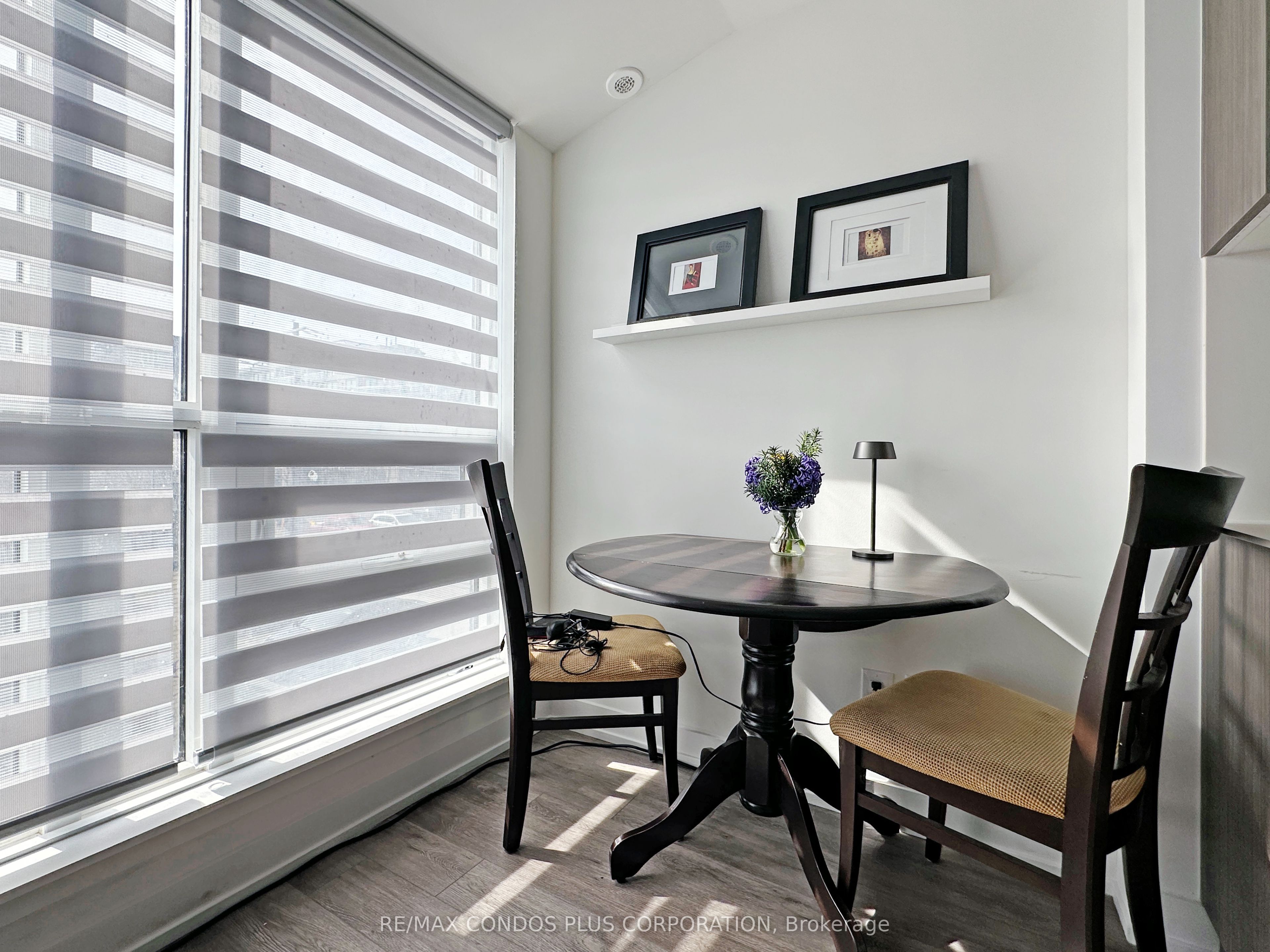 871 Sheppard Avenue W 9 Property Photo 11