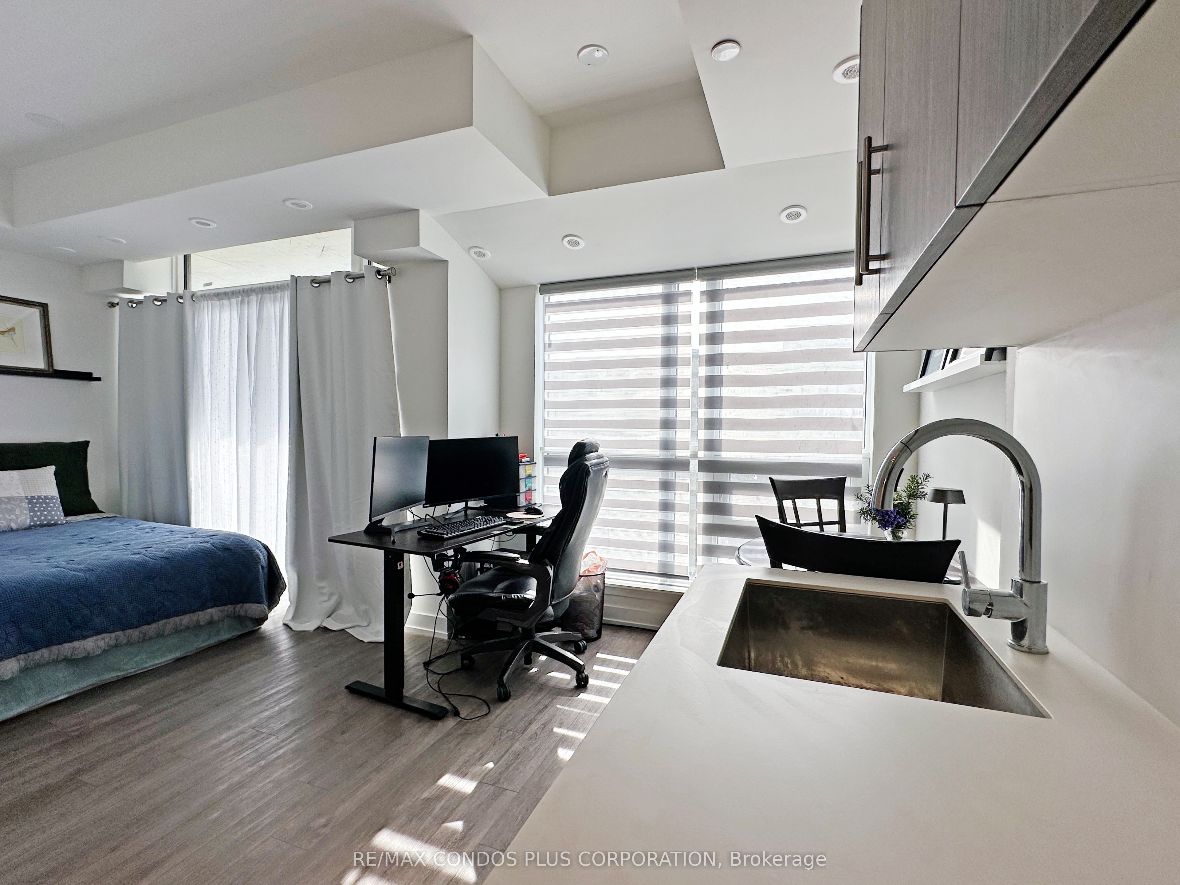871 Sheppard Avenue W 9 Property Photo 12