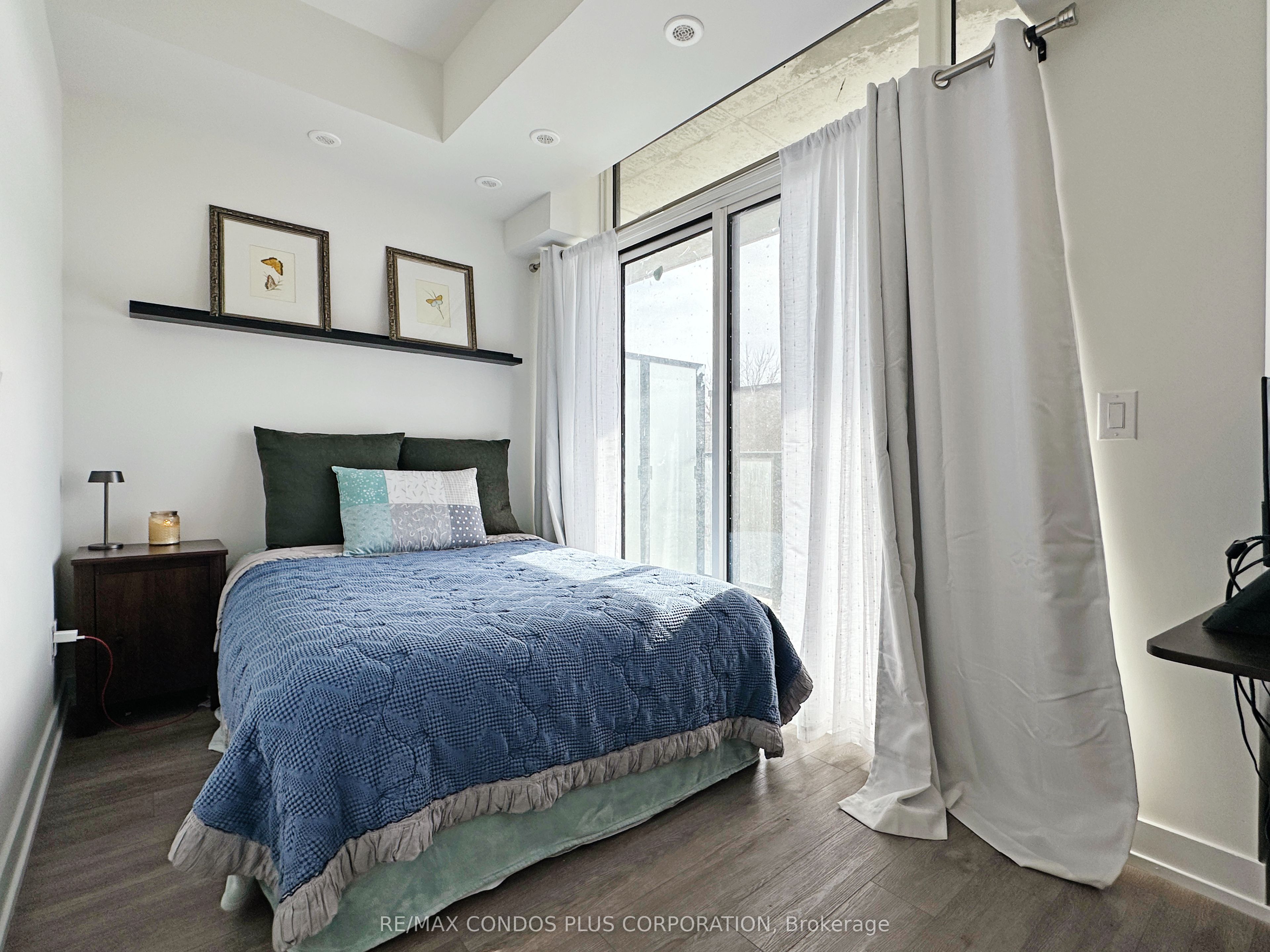 871 Sheppard Avenue W 9 Property Photo 13