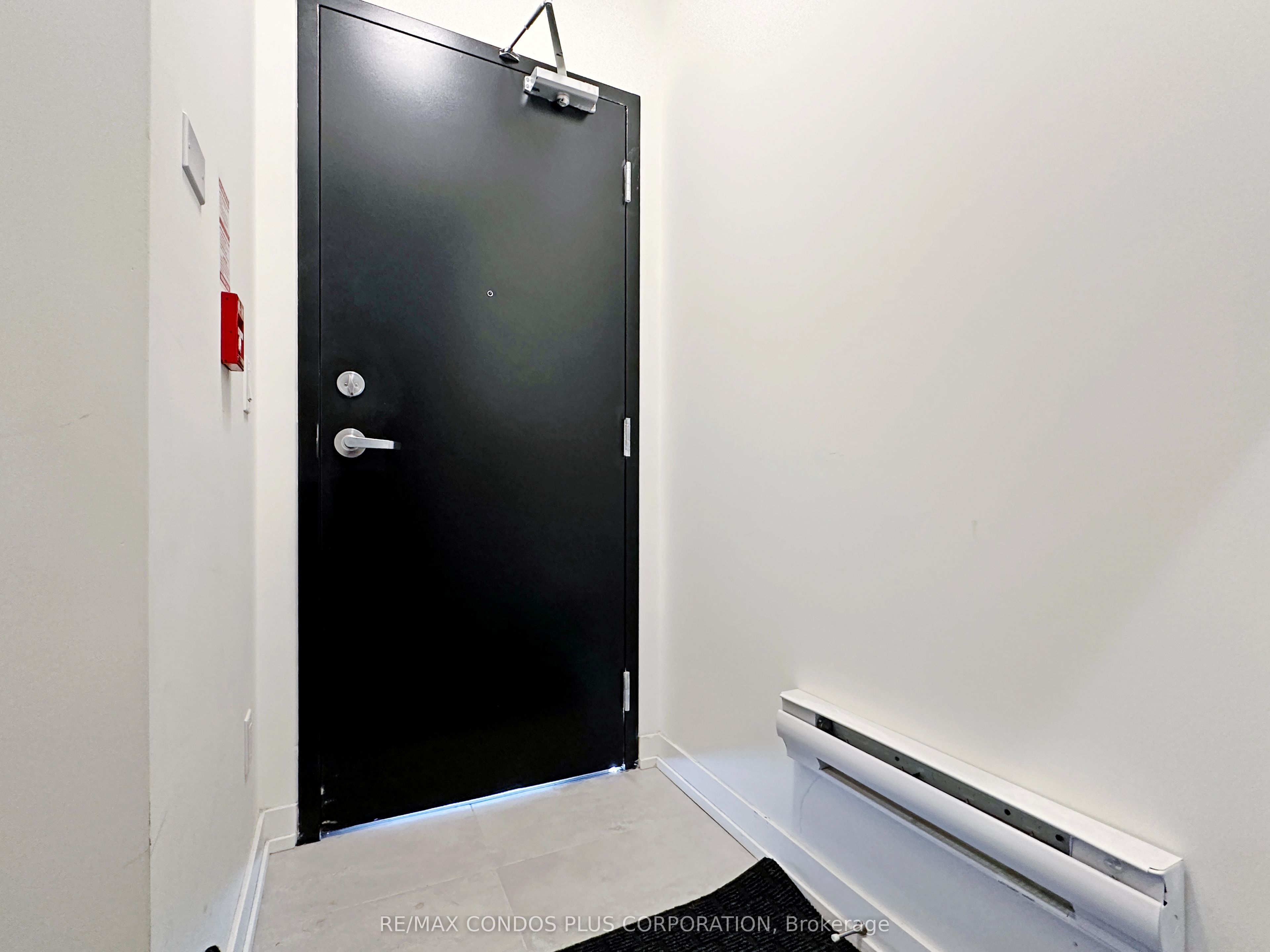871 Sheppard Avenue W 9 Property Photo 28
