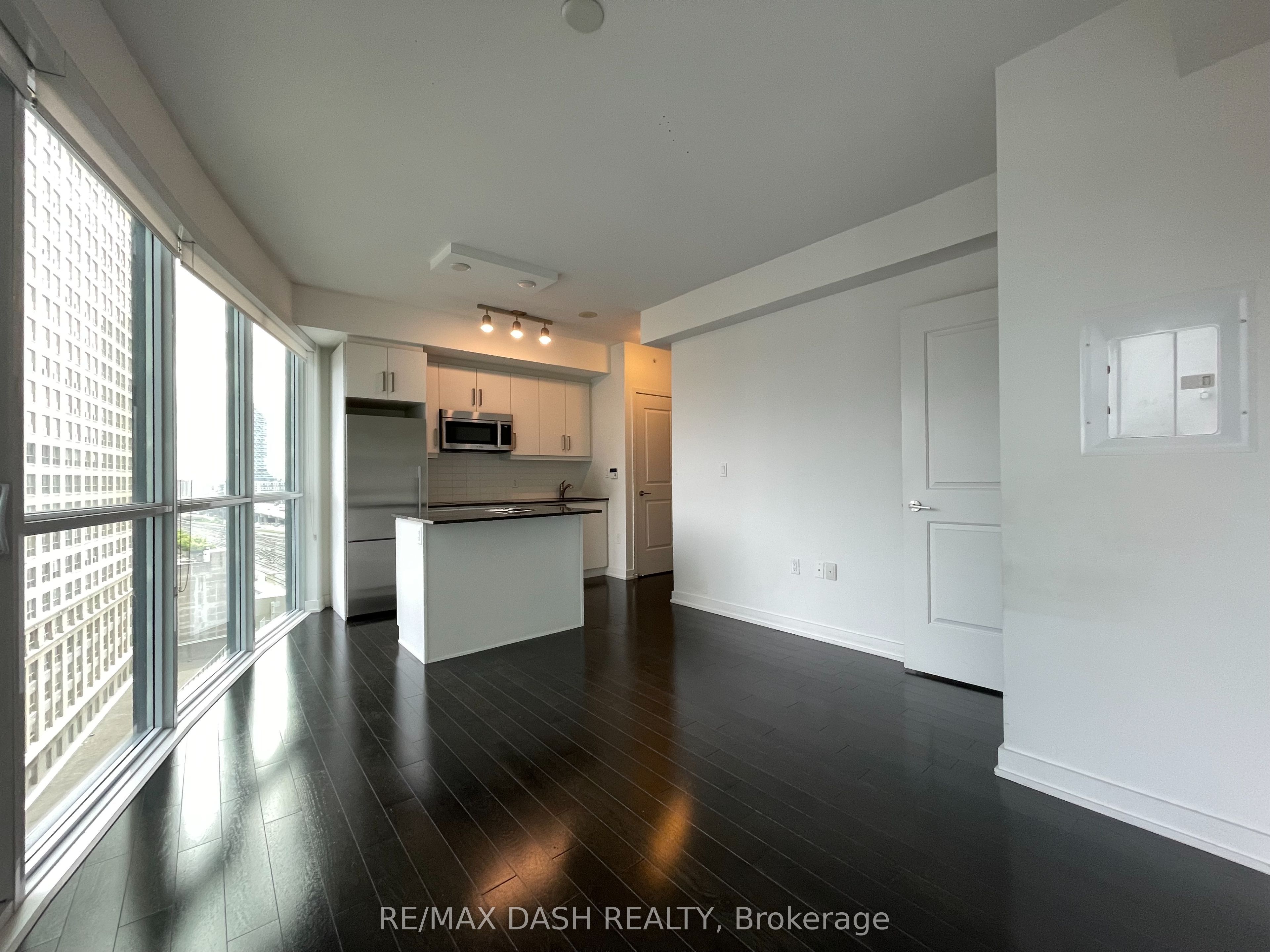 1 The Esplanade Drive 1005 Property Photo 14
