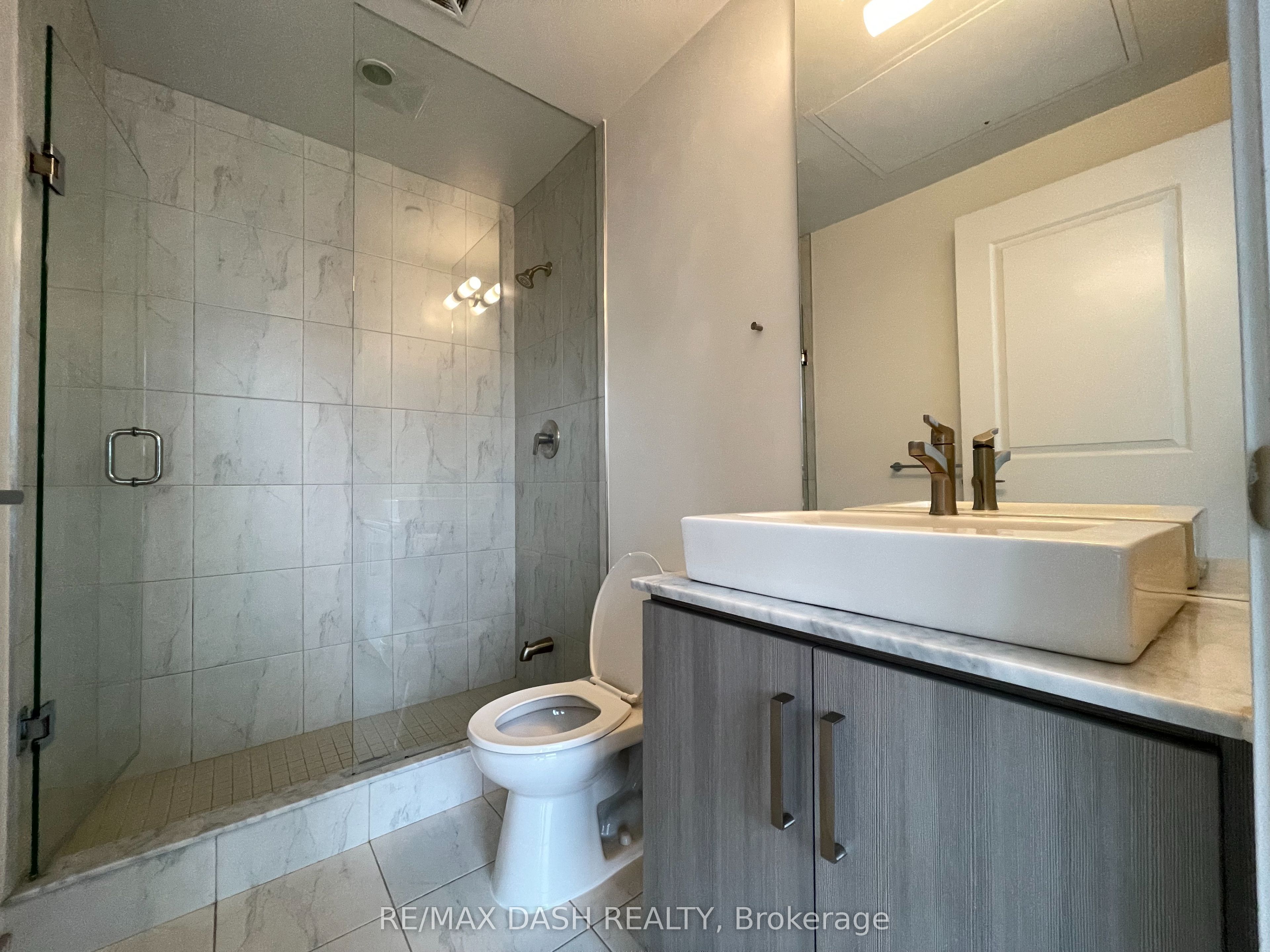 1 The Esplanade Drive 1005 Property Photo 16
