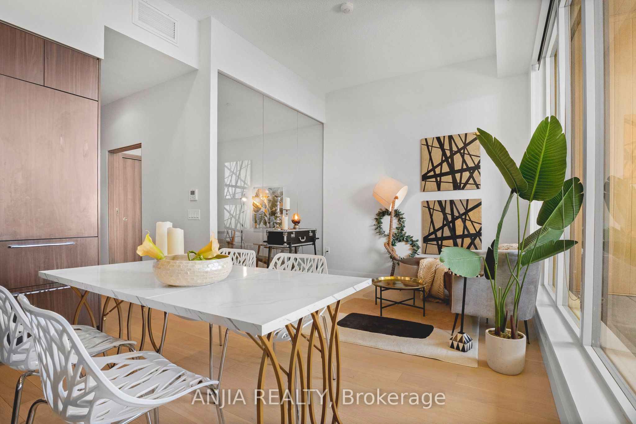 85 Mcmahon Drive Th607 Property Photo 10