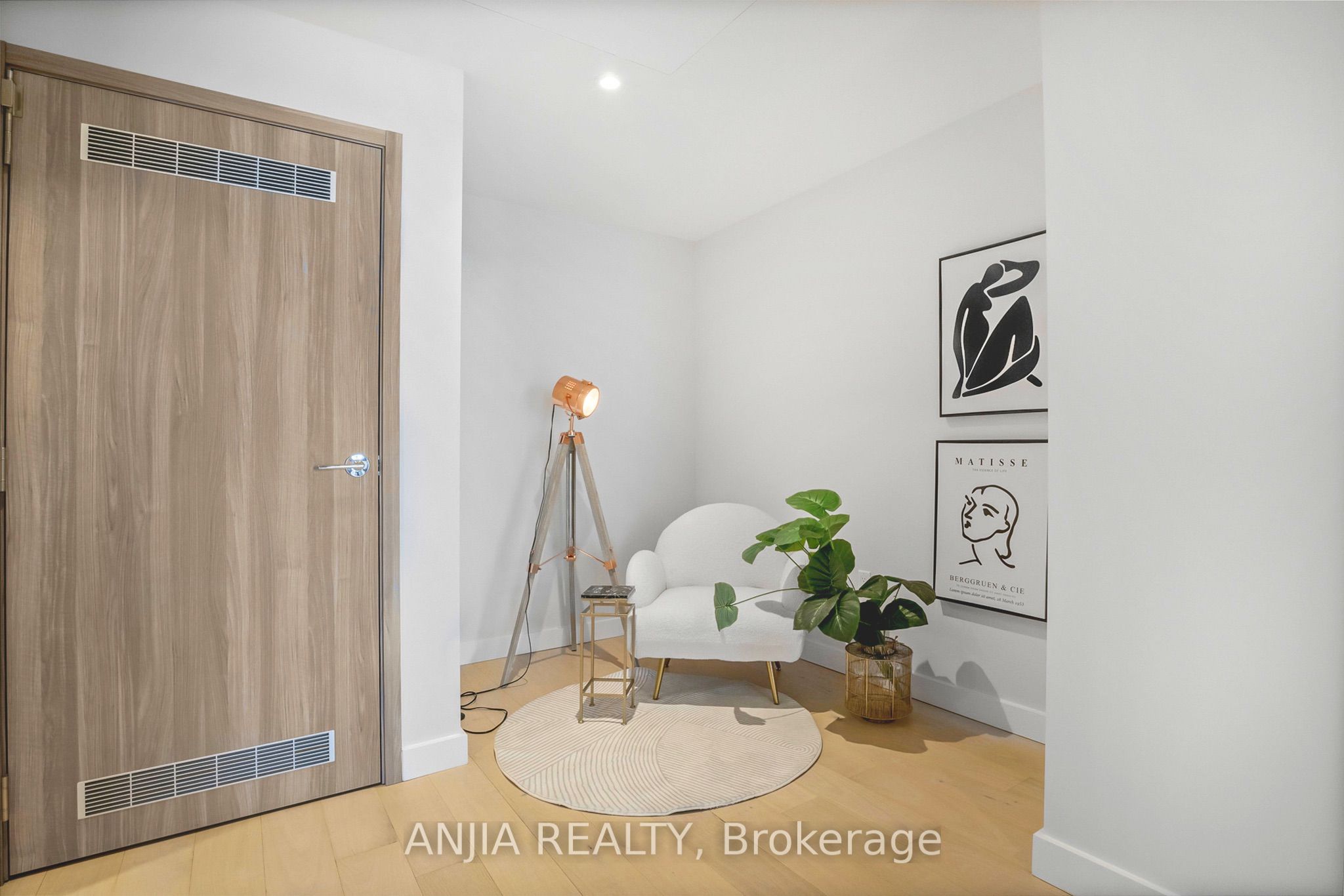 85 Mcmahon Drive Th607 Property Photo 25