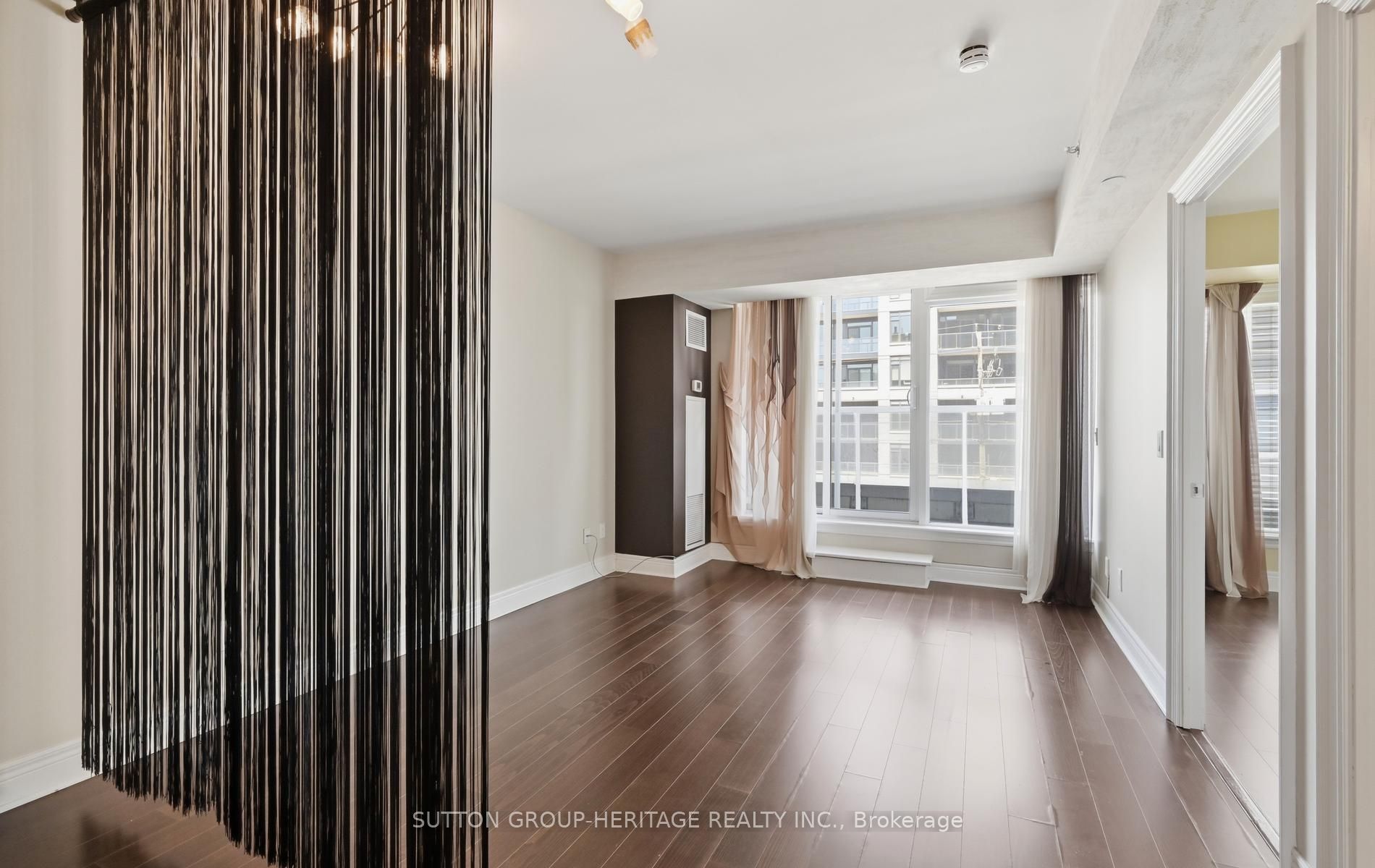 701 Sheppard Avenue W 307 Property Photo 6