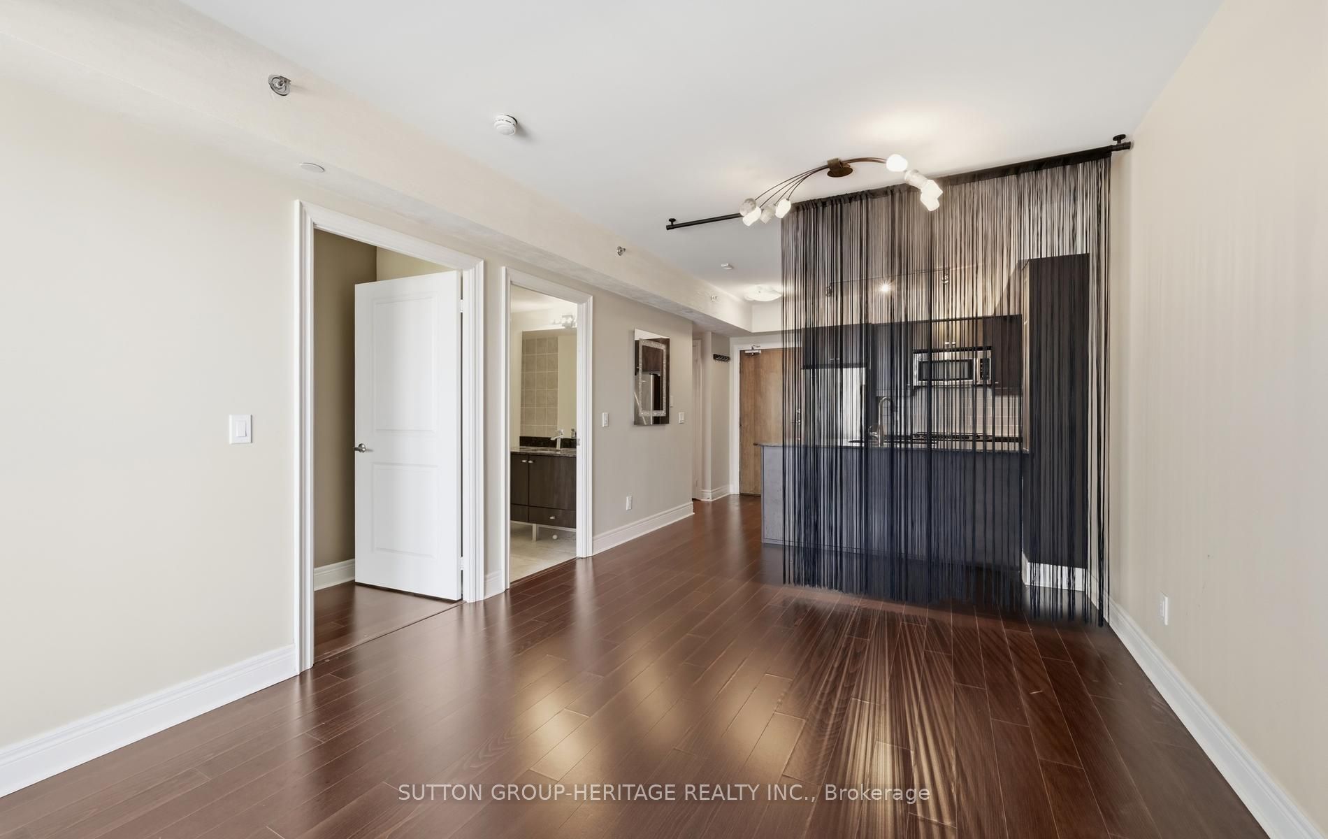 701 Sheppard Avenue W 307 Property Photo 12