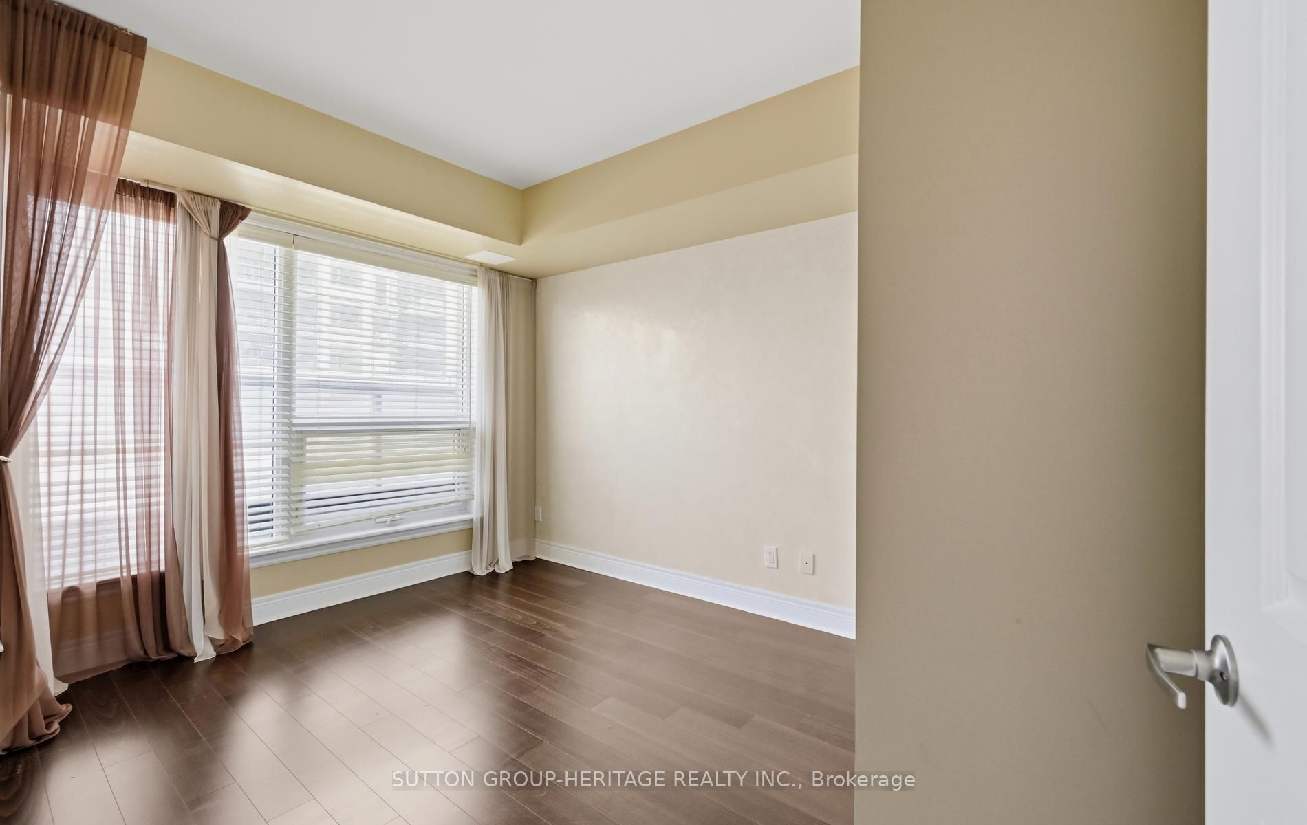 701 Sheppard Avenue W 307 Property Photo 13