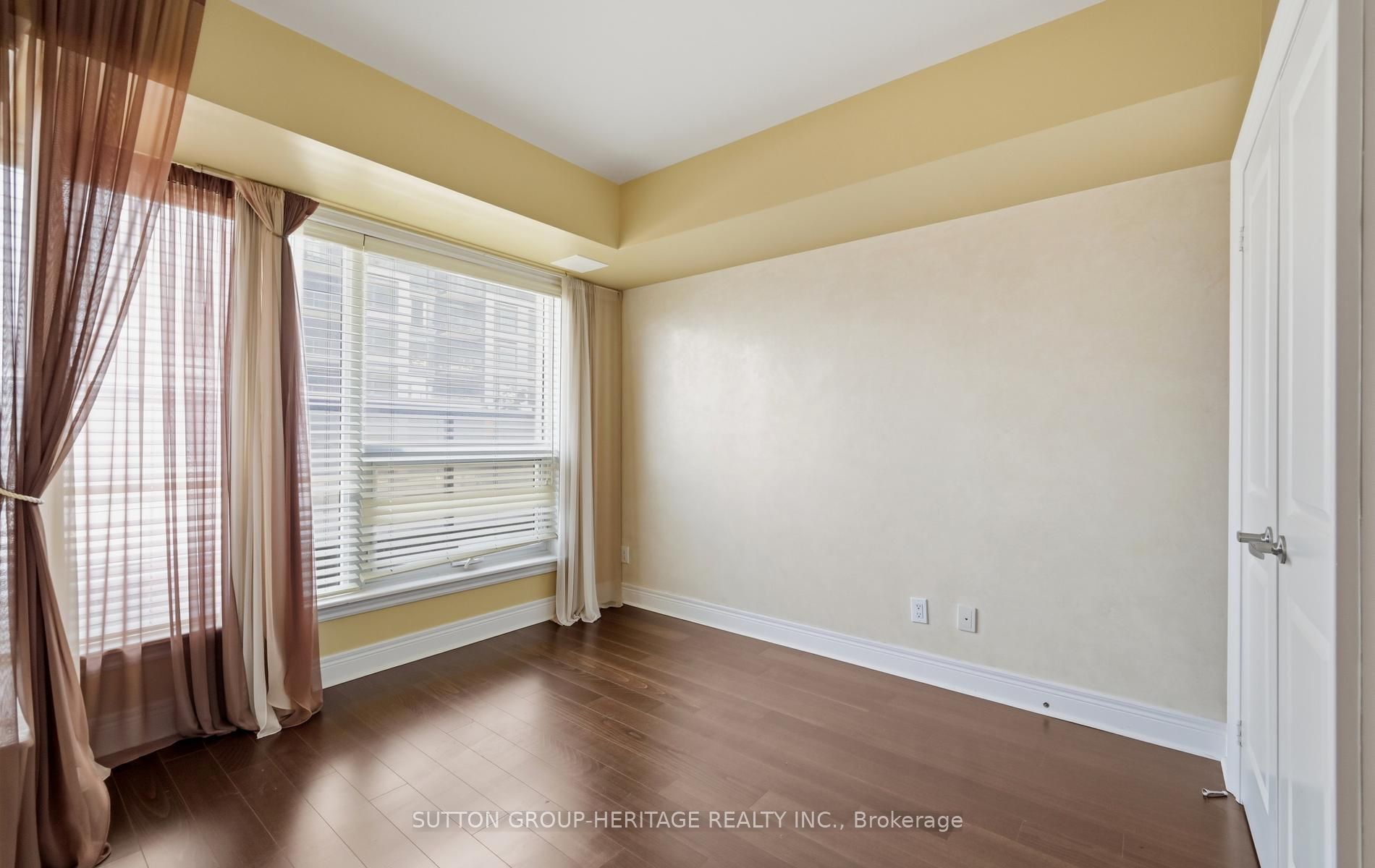 701 Sheppard Avenue W 307 Property Photo 14