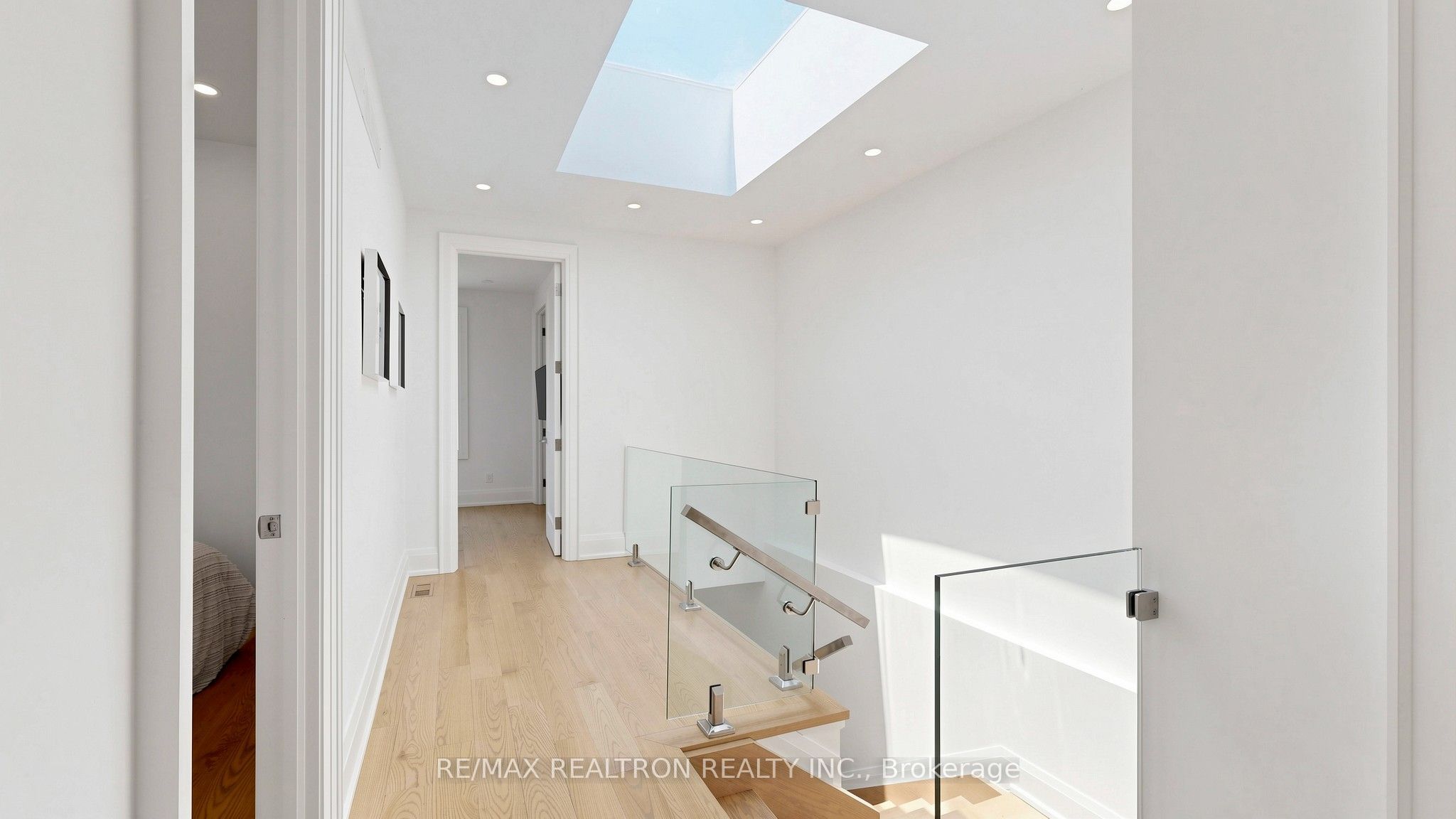 443 Northcliffe Boulevard Property Photo 17