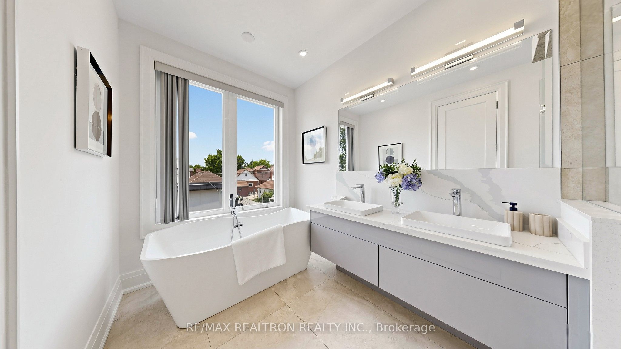 443 Northcliffe Boulevard Property Photo 24
