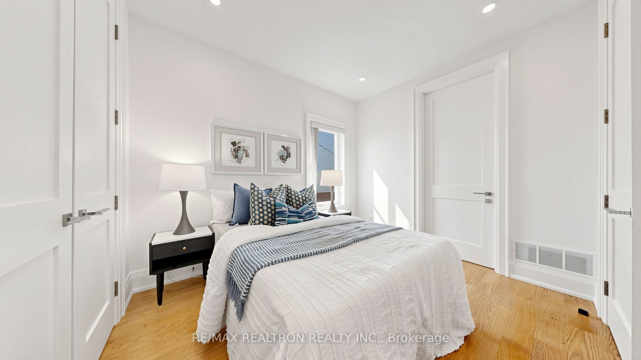 443 Northcliffe Boulevard Property Photo 35