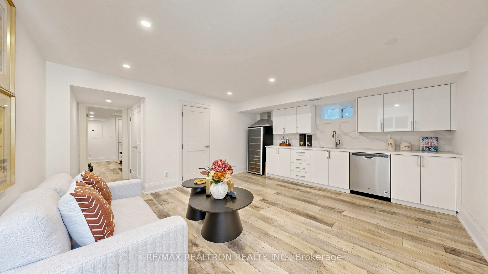443 Northcliffe Boulevard Property Photo 39