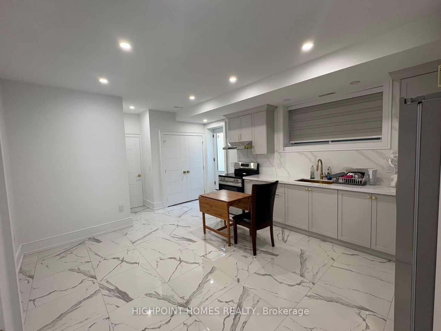 C13684754 Property Photo 3