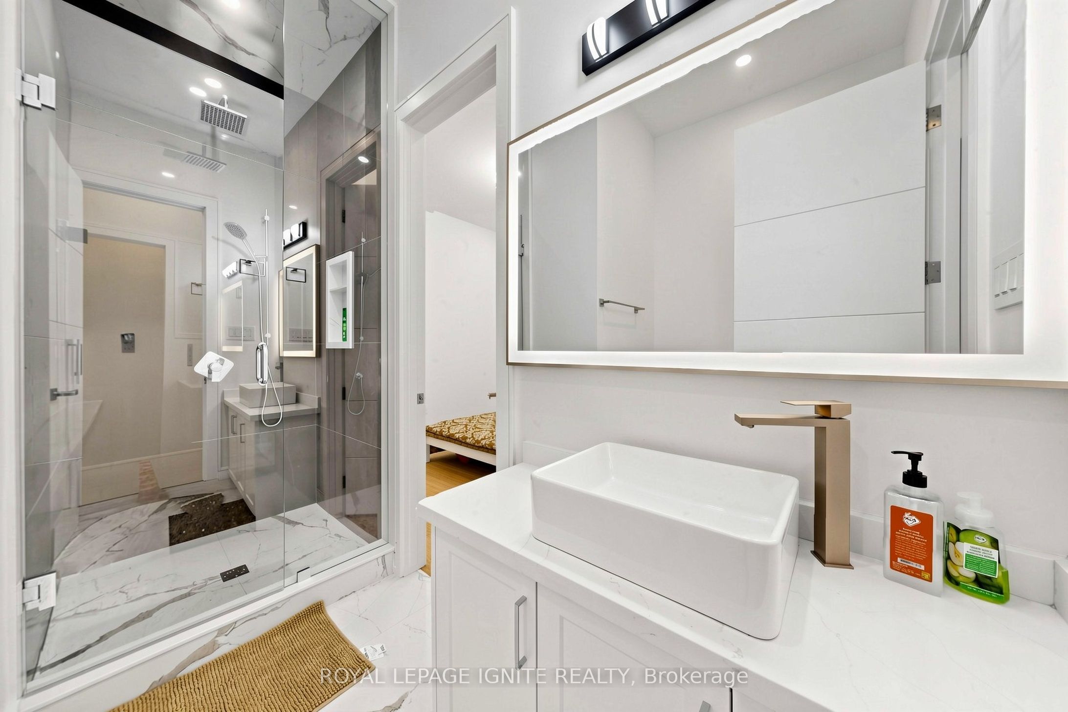 26 Devondale Avenue Property Photo 34