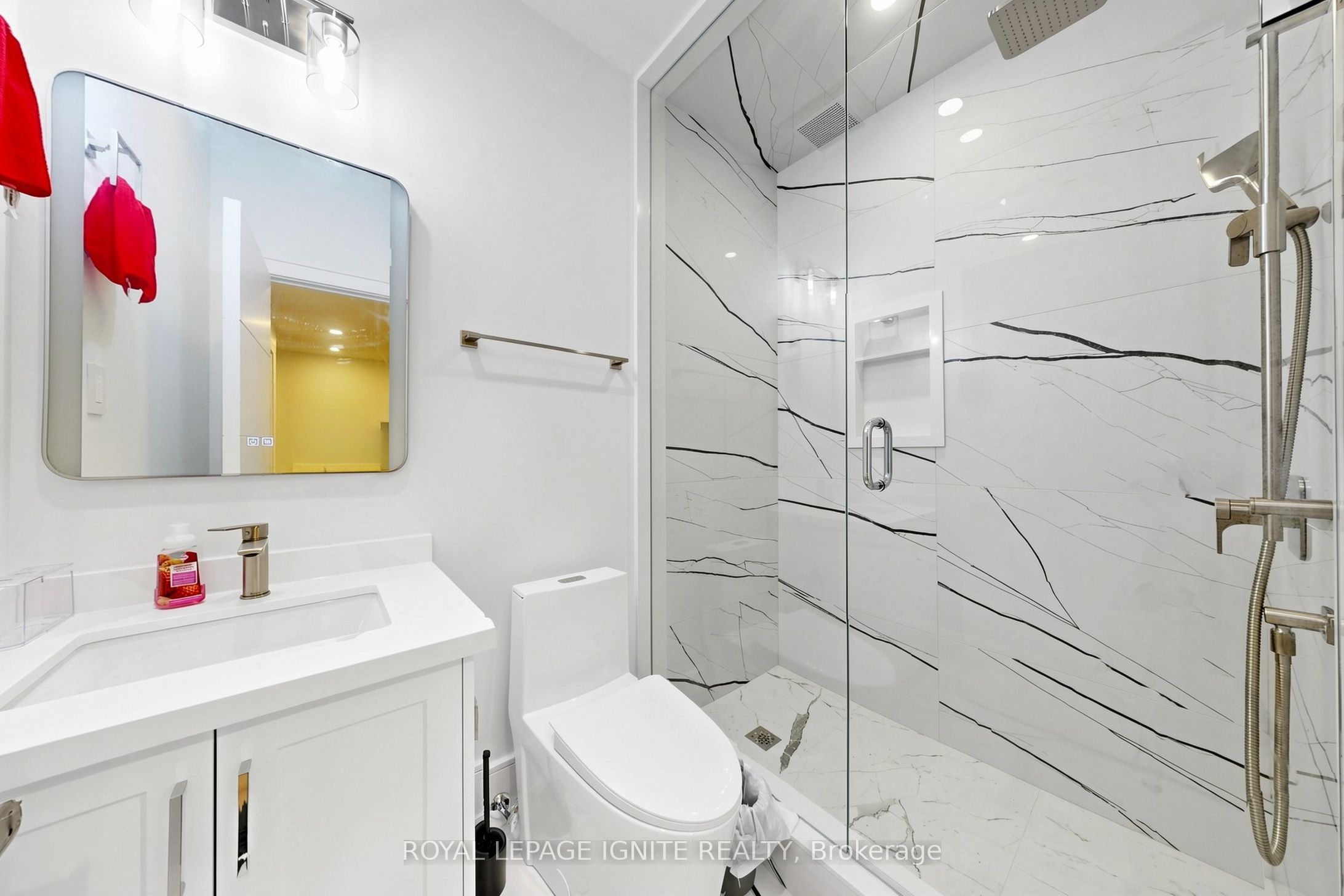 26 Devondale Avenue Property Photo 46