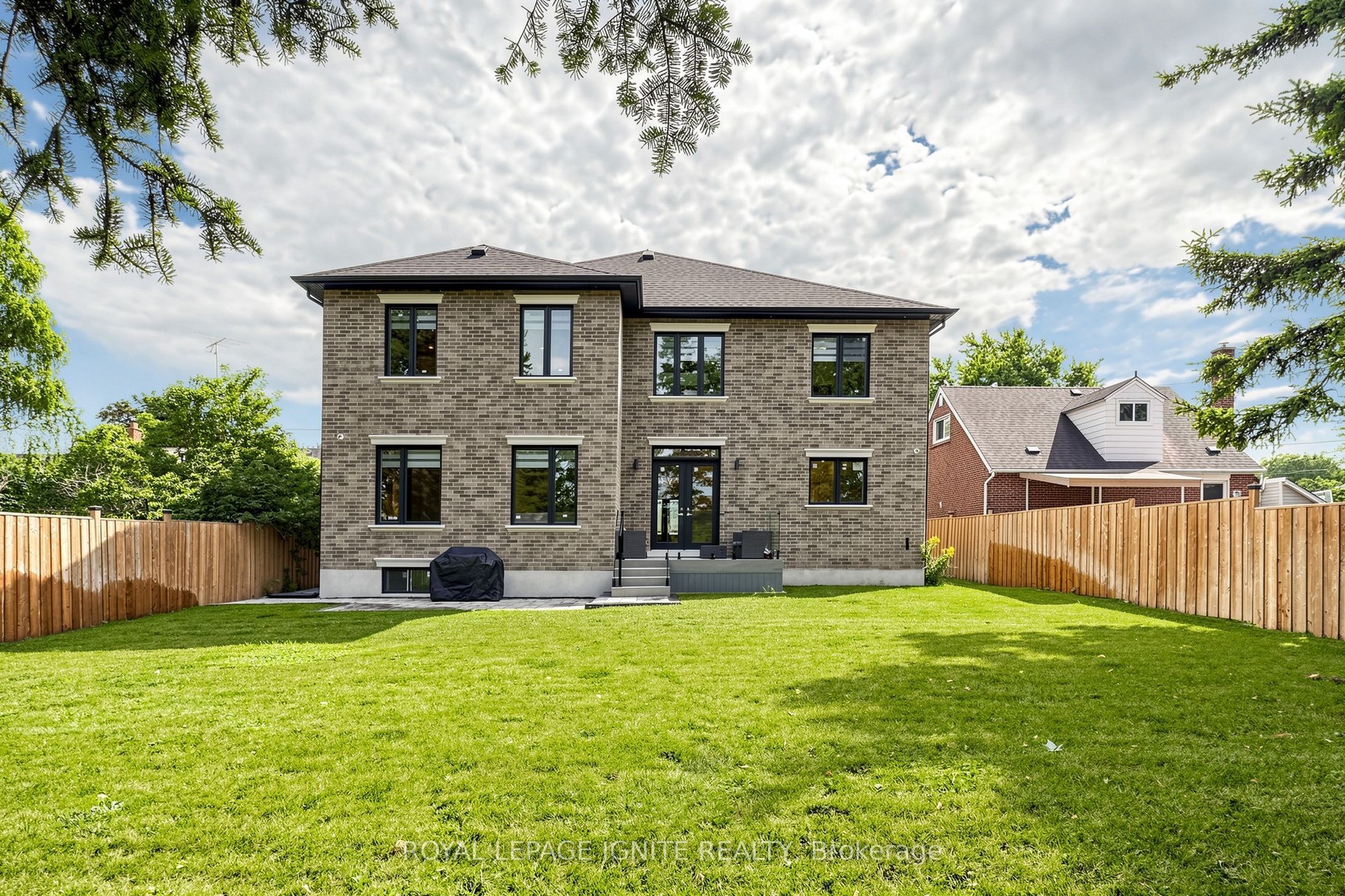26 Devondale Avenue Property Photo 47