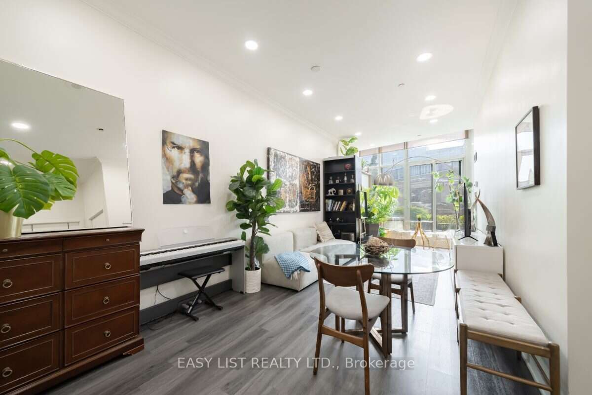 373 Front Street W 101 Property Photo 20