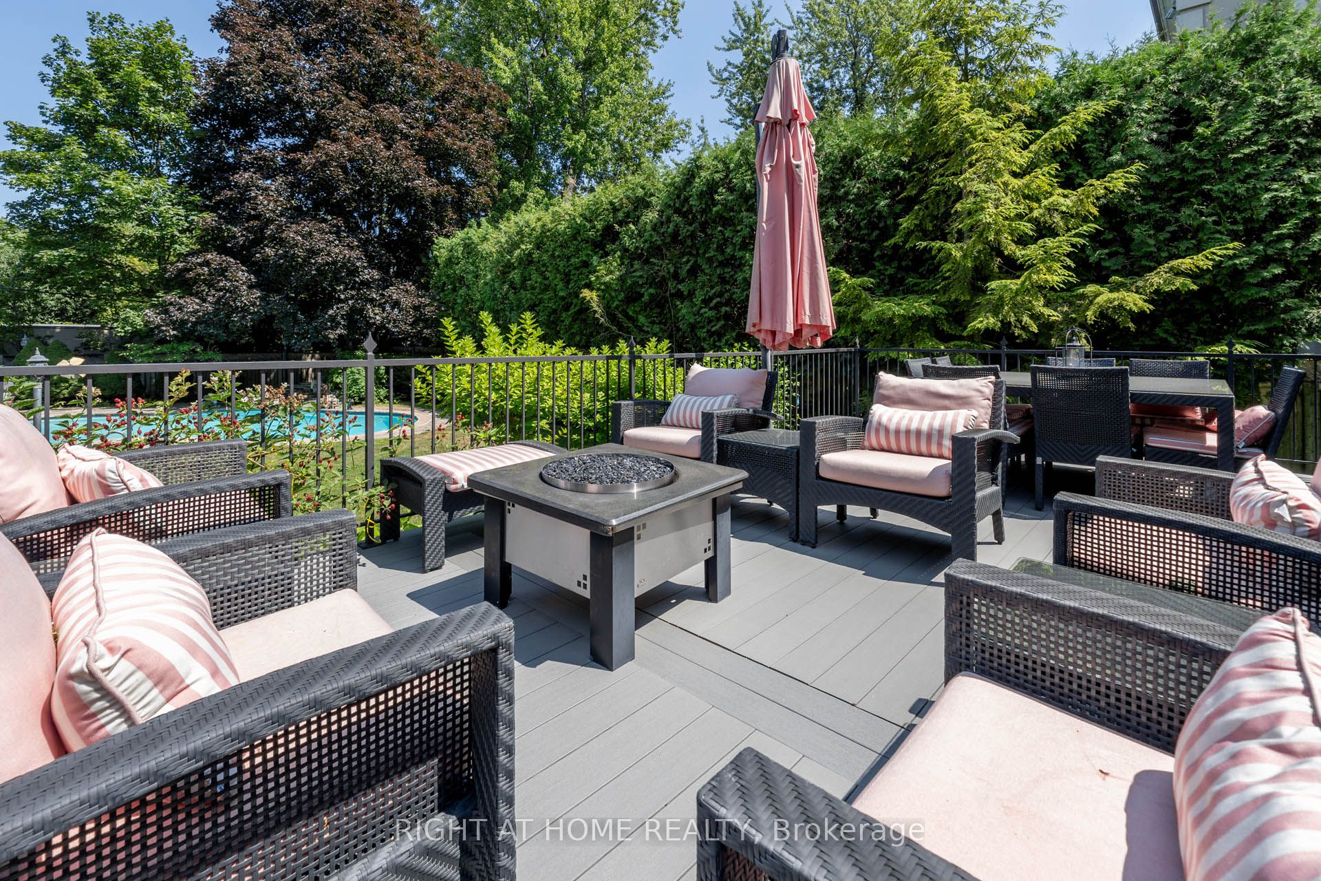 287 Russell Hill Road Property Photo 11