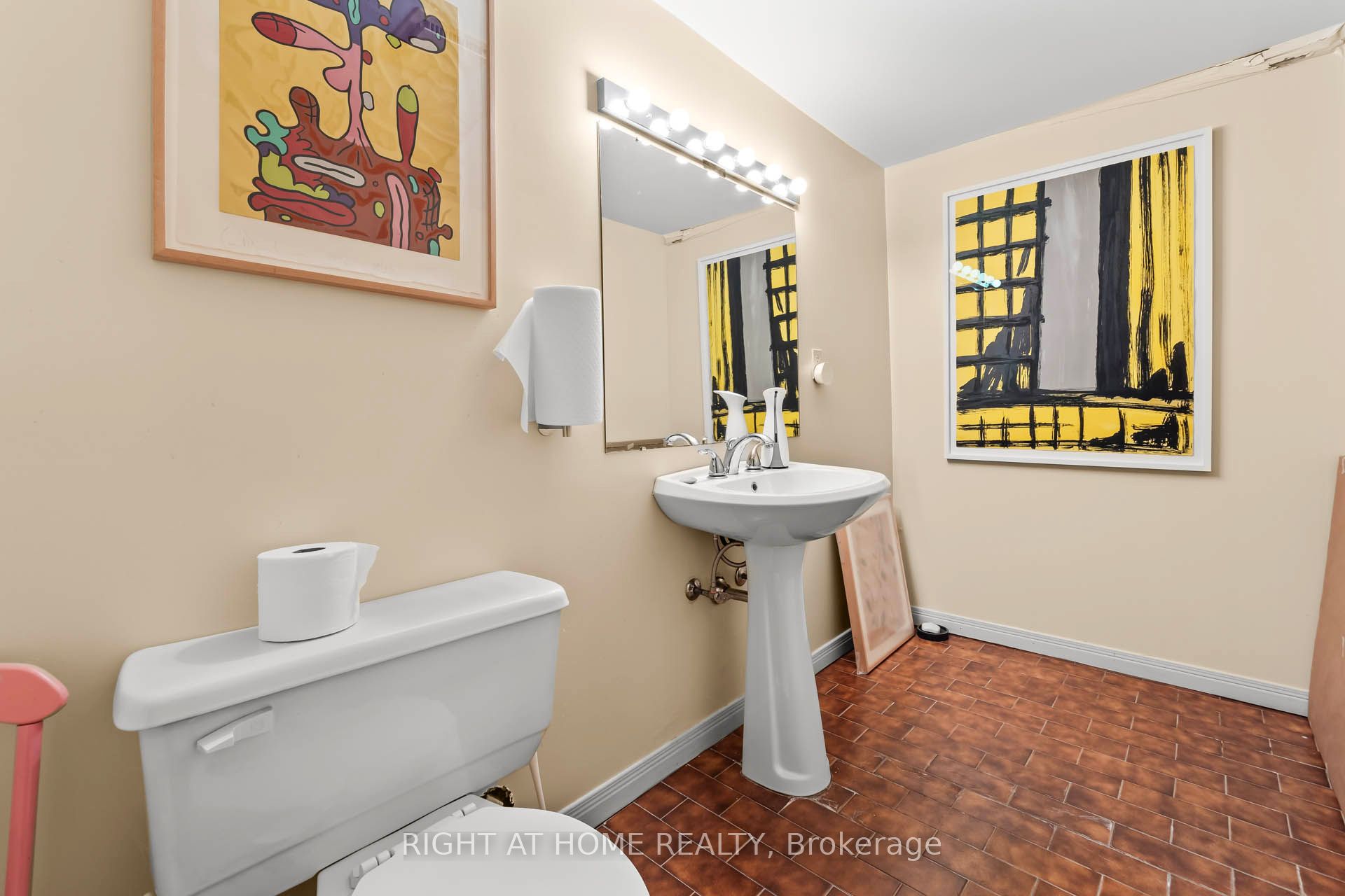 287 Russell Hill Road Property Photo 46