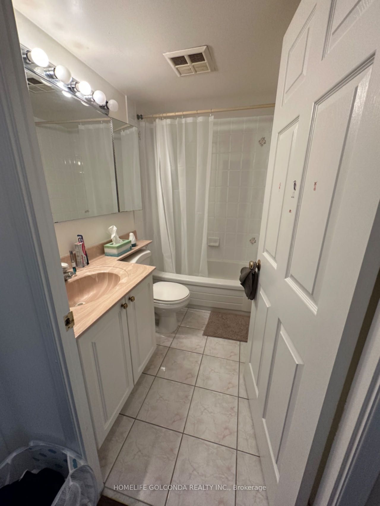 39 Pemberton Avenue 416 Property Photo 4