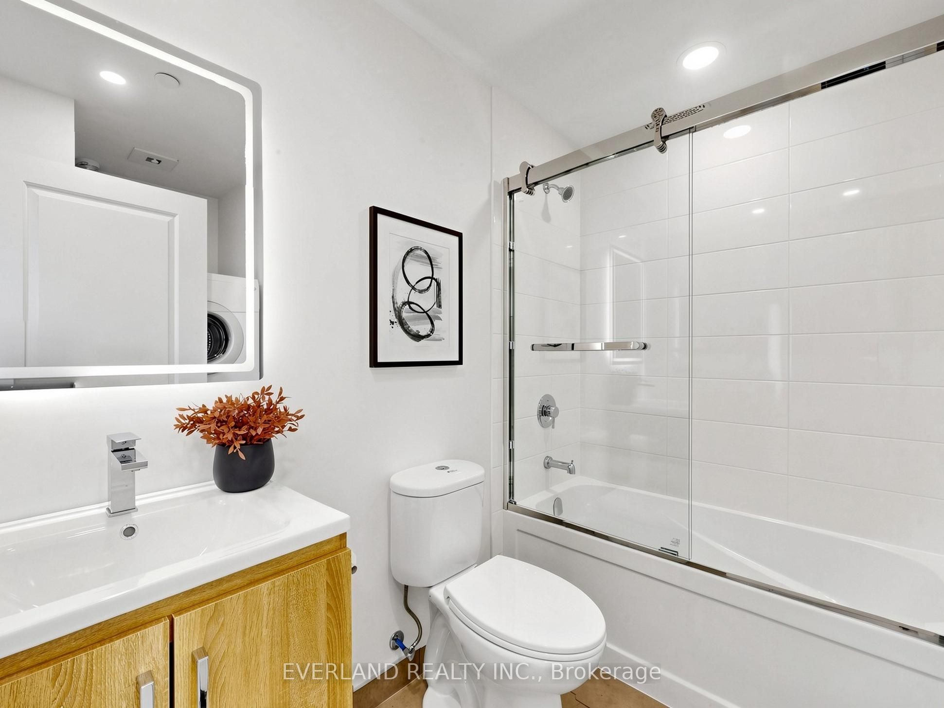 88 Sheppard Avenue E 2307 Property Photo 10