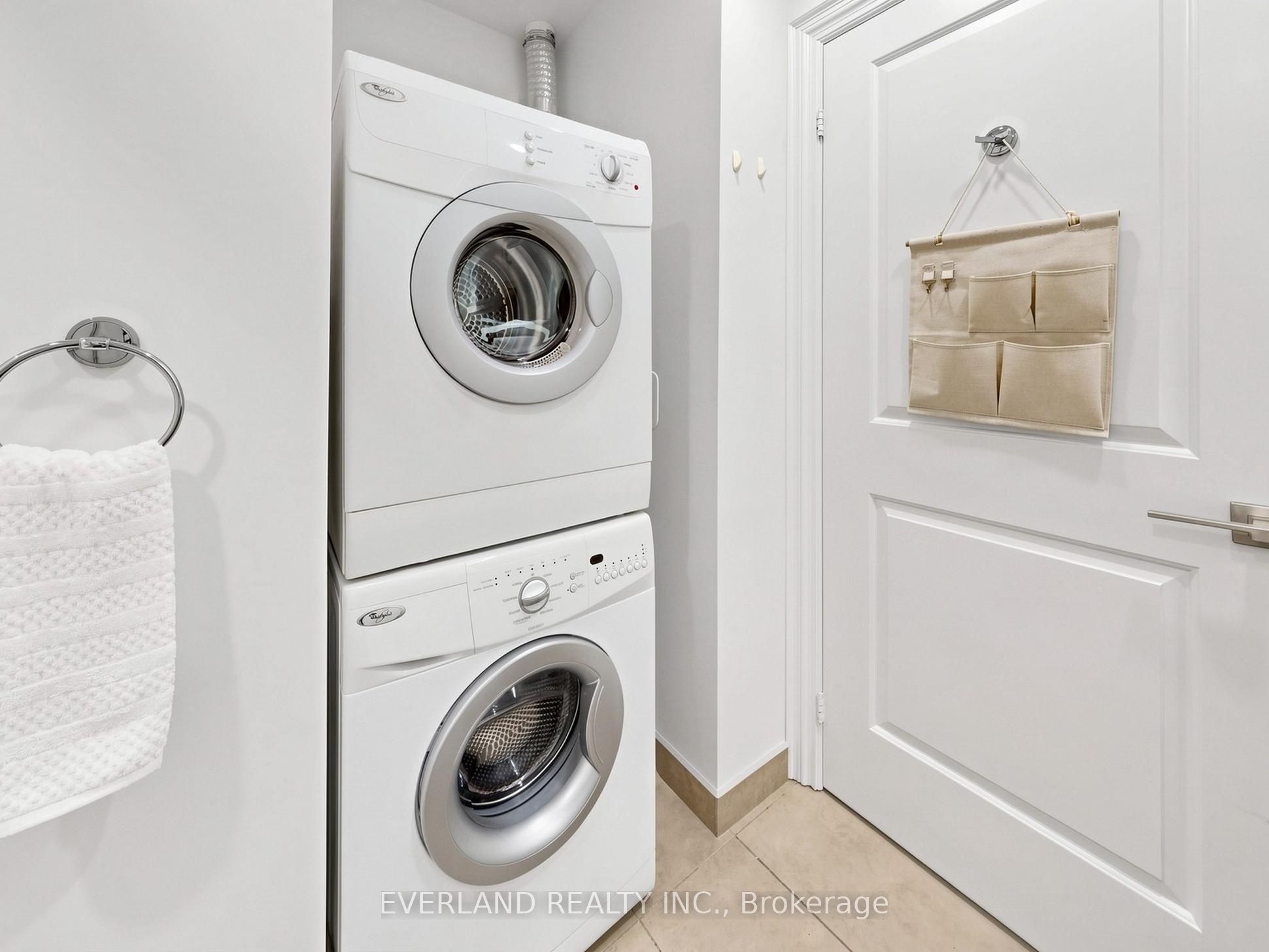 88 Sheppard Avenue E 2307 Property Photo 11