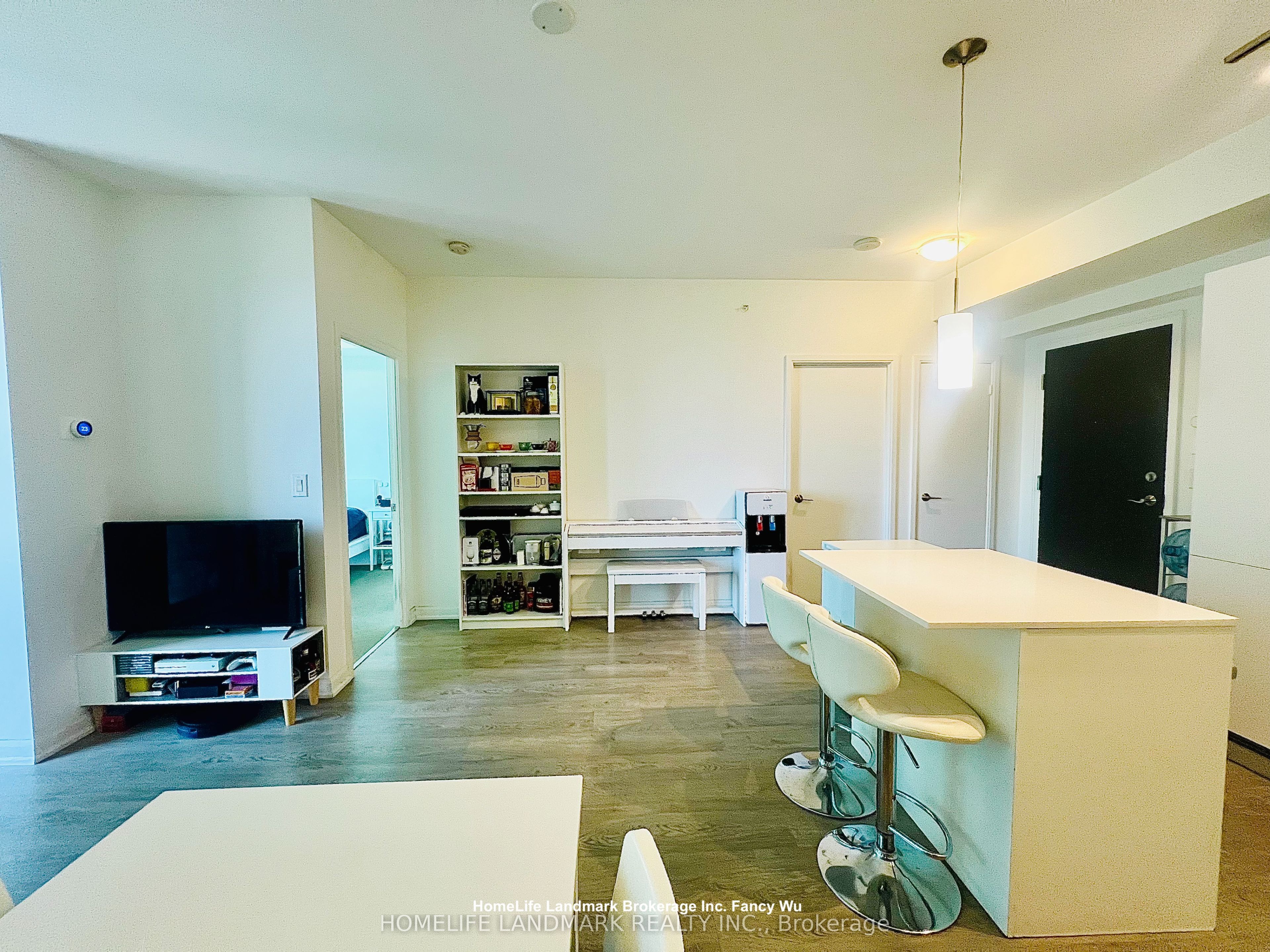 9 Bogert Avenue 1204 Property Photo 4