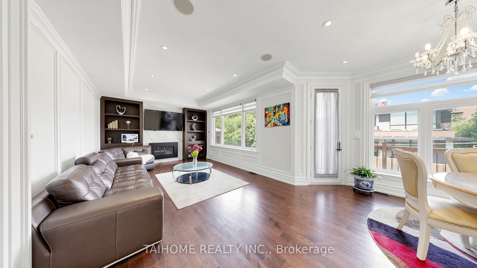 38 Foxwarren Drive Property Photo 16