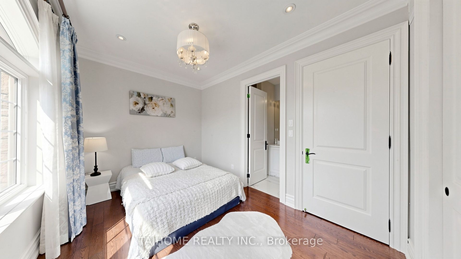 38 Foxwarren Drive Property Photo 33