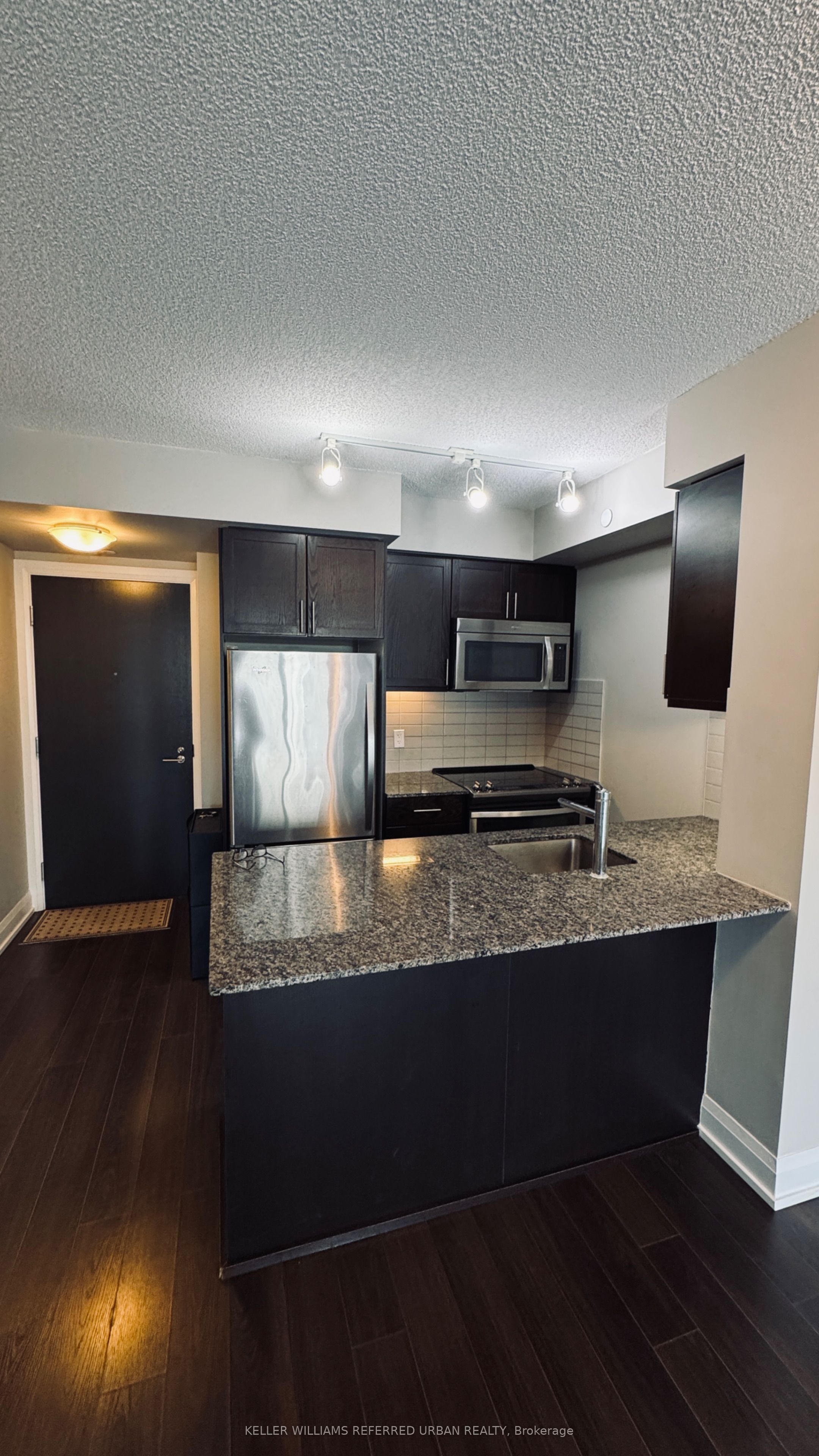 18 Graydon Hall Drive 508 Property Photo 3