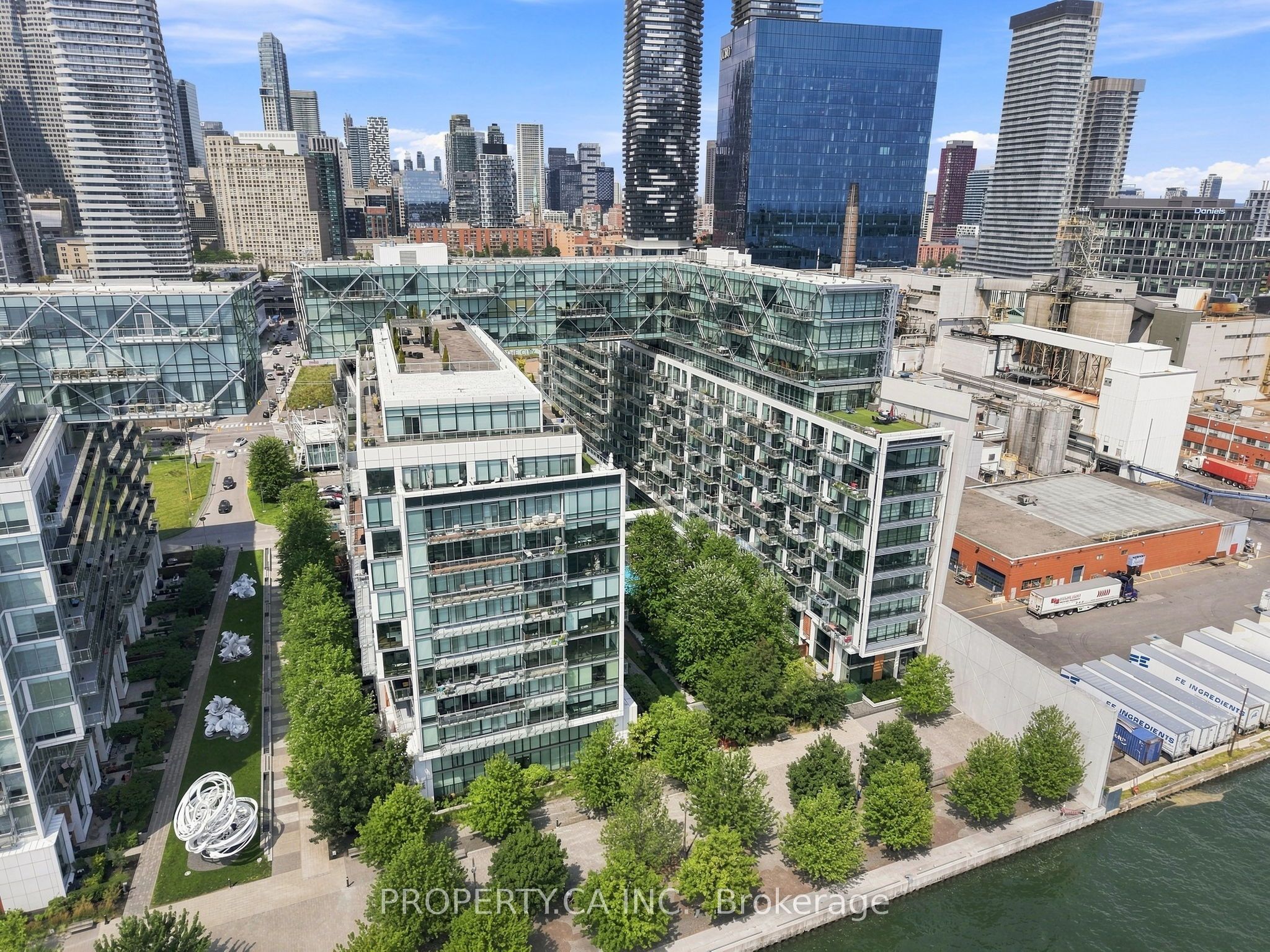 39 Queens Quay E 625 Property Photo 3