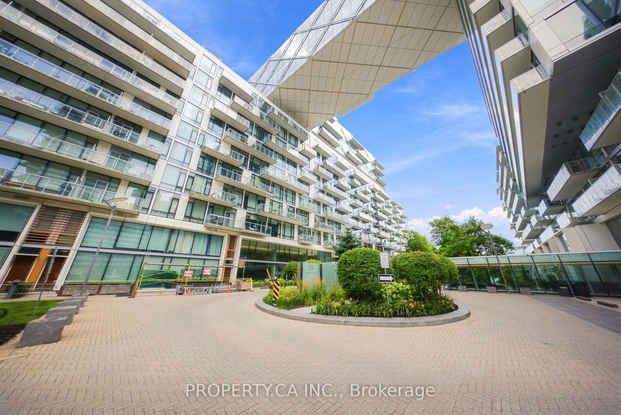 39 Queens Quay E 625 Property Photo 7