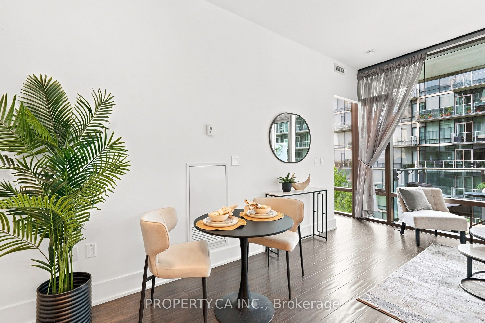 39 Queens Quay E 625 Property Photo 20