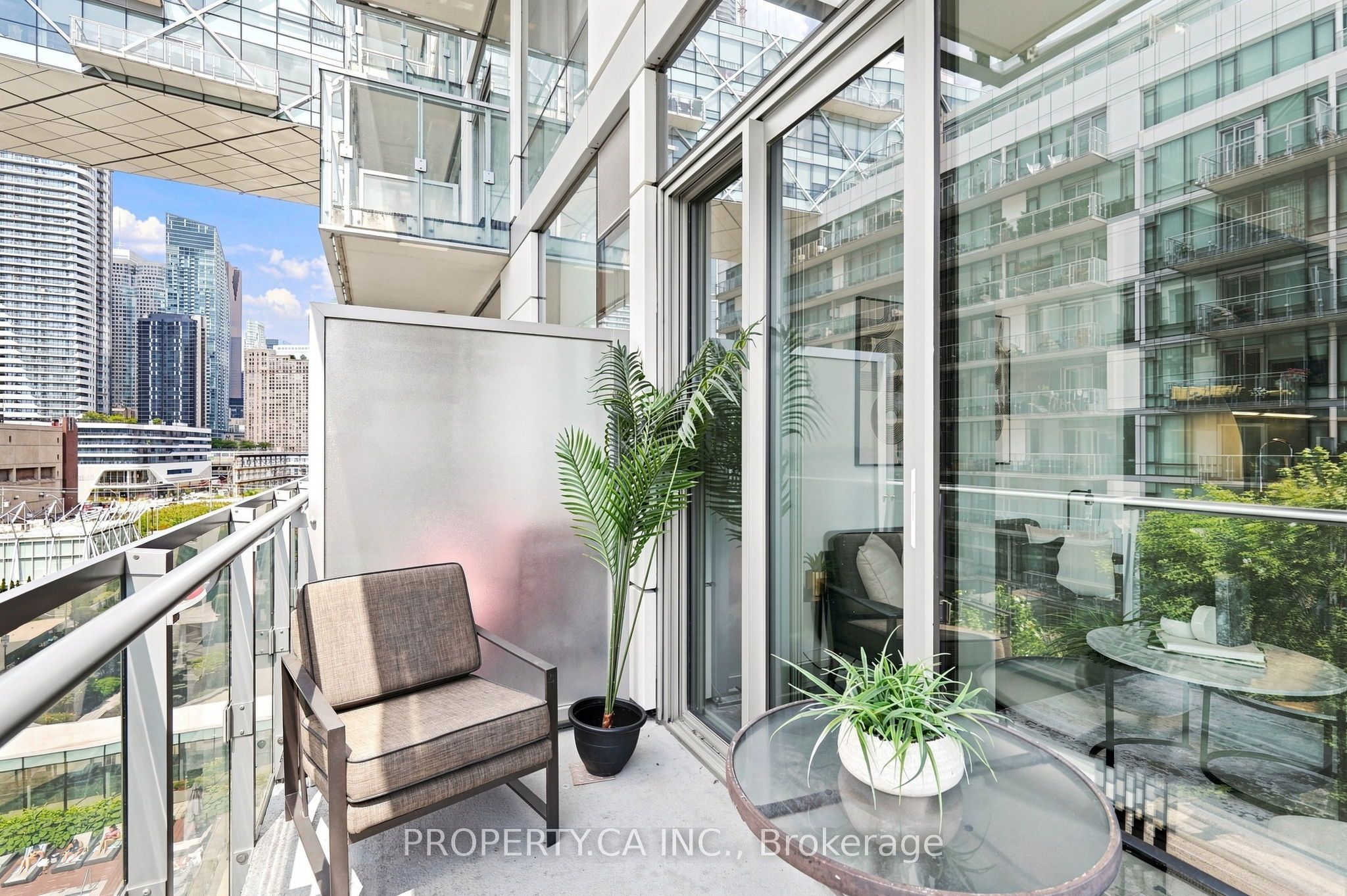 39 Queens Quay E 625 Property Photo 22