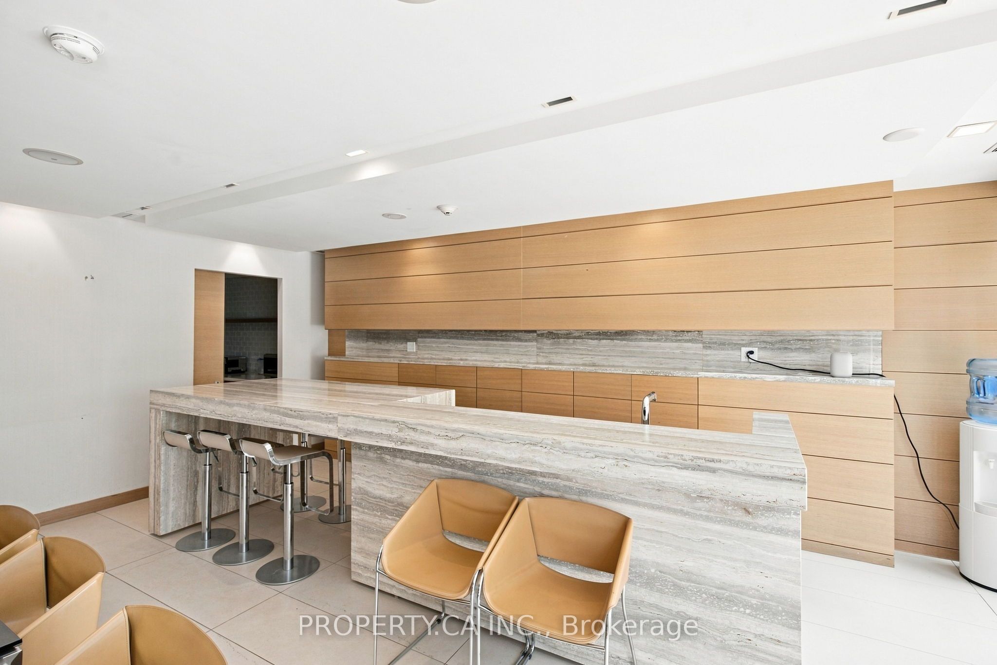 39 Queens Quay E 625 Property Photo 36