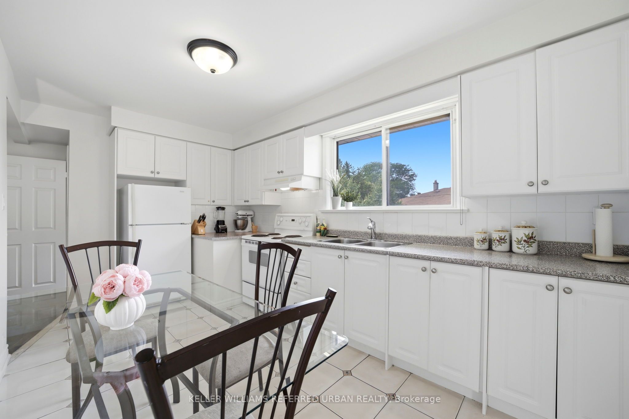 49 Santa Barbara Road Property Photo 10