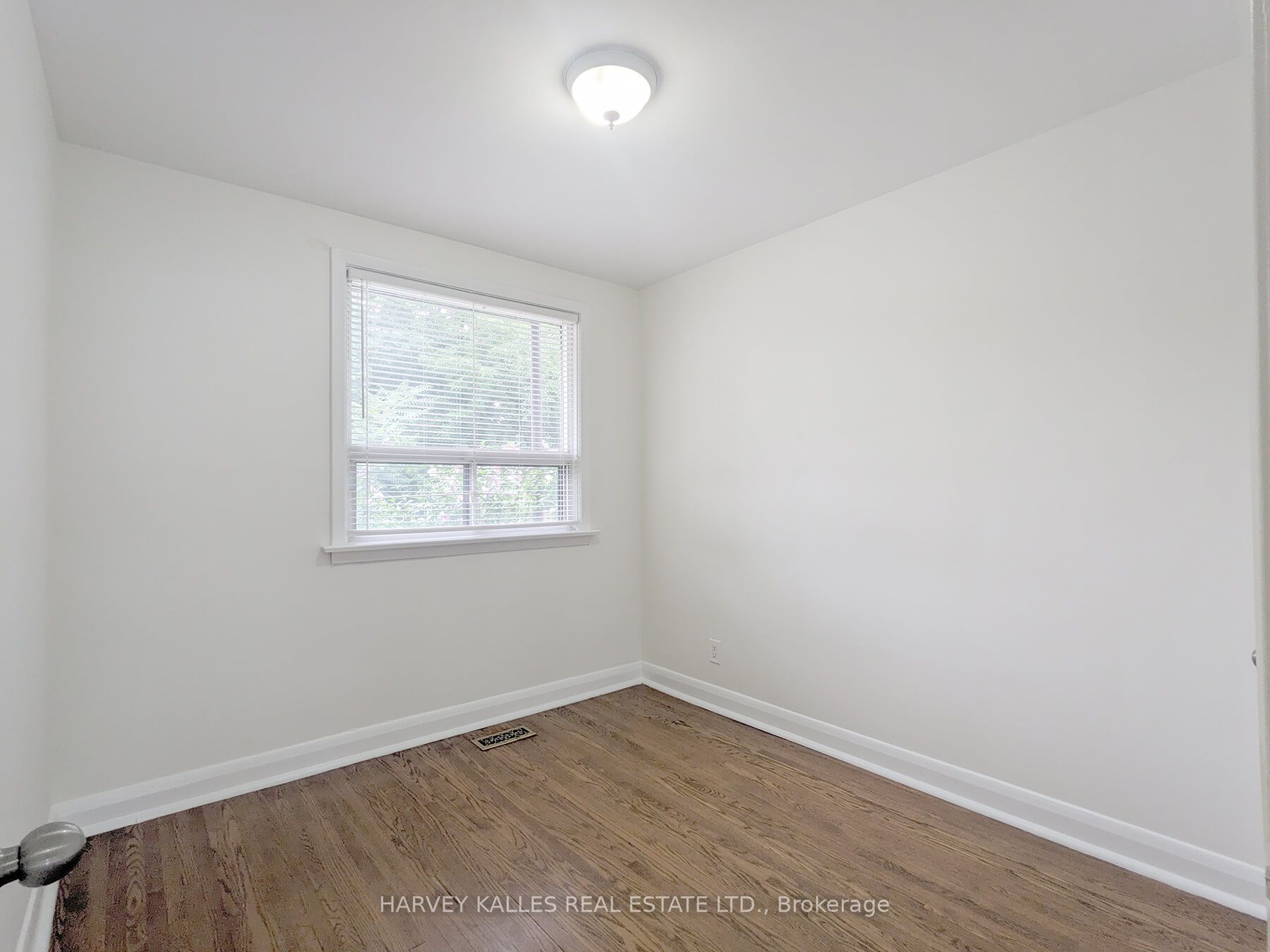 242 Robina Avenue Main Property Photo 13