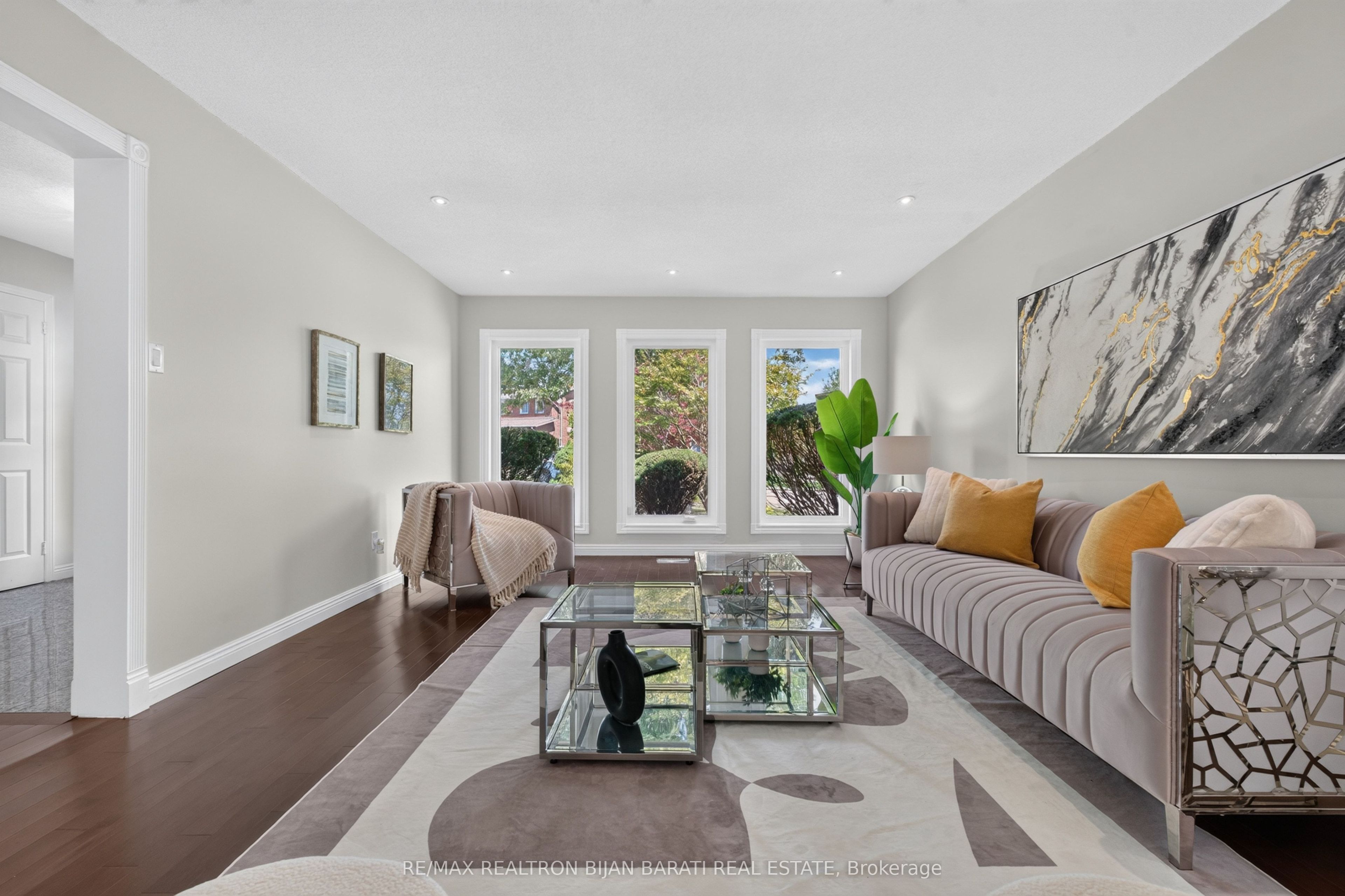 26 Saddletree Drive Property Photo 7
