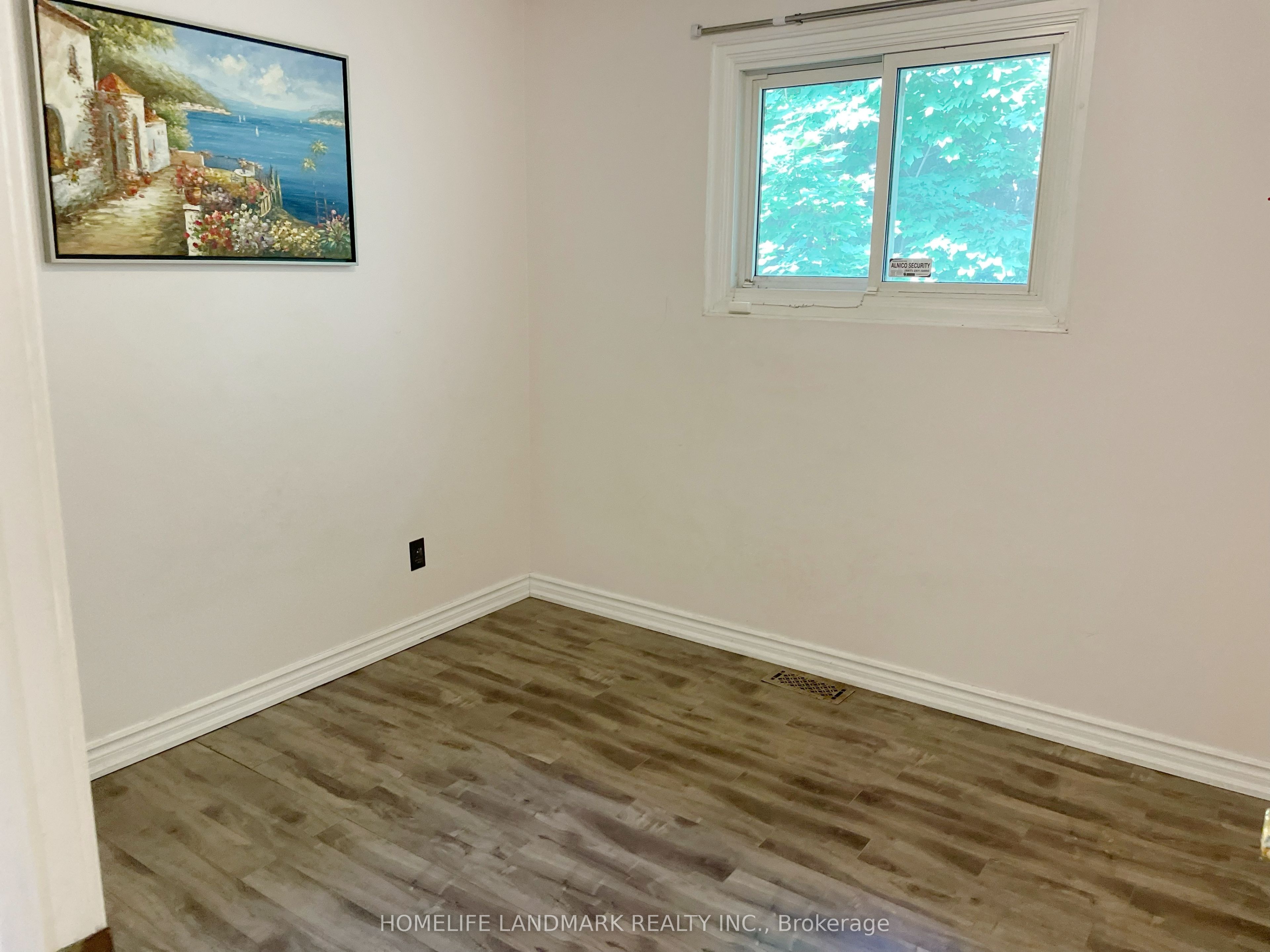 47 Clancy Drive Main Floor Property Photo 12
