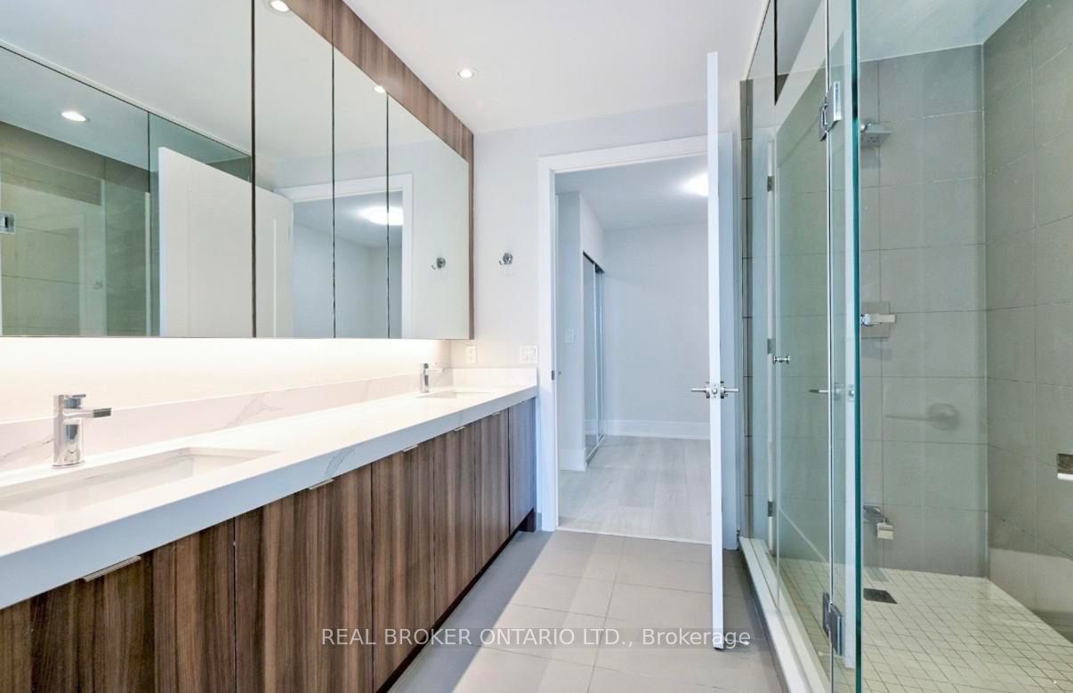 55 Merchants' Wharf 325 Property Photo 9