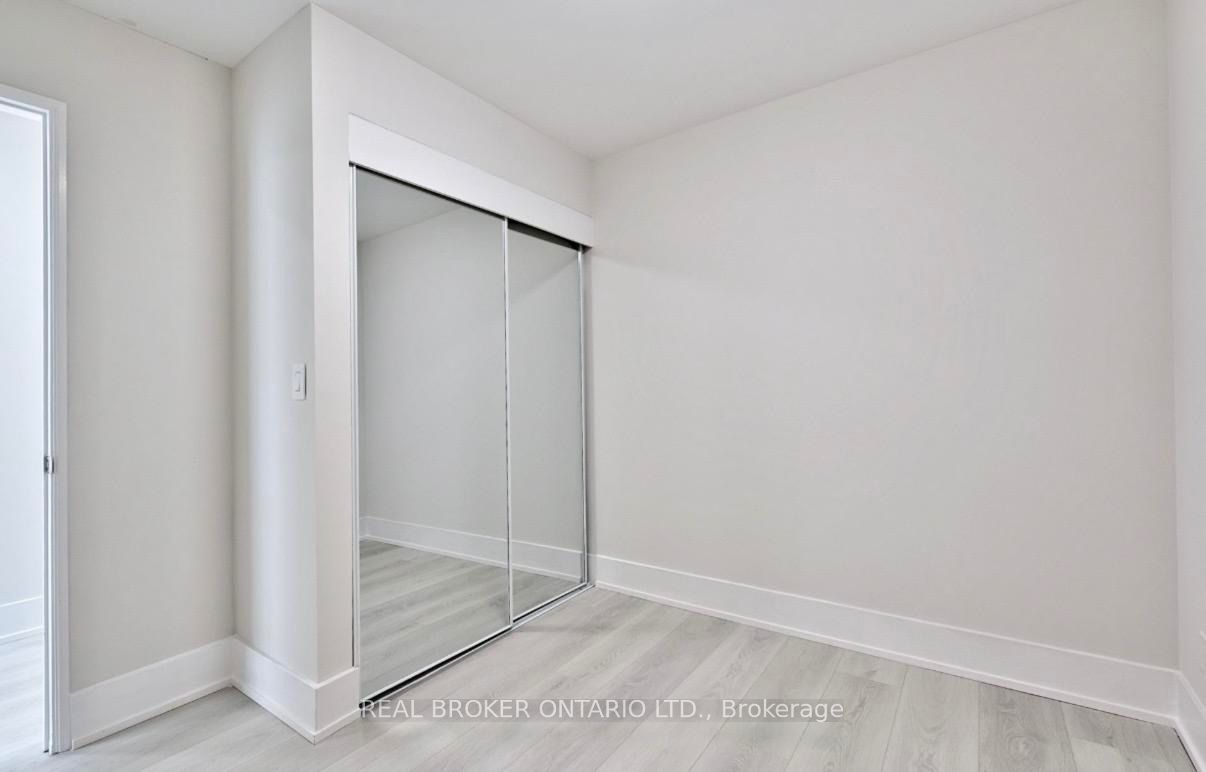 55 Merchants' Wharf 325 Property Photo 11