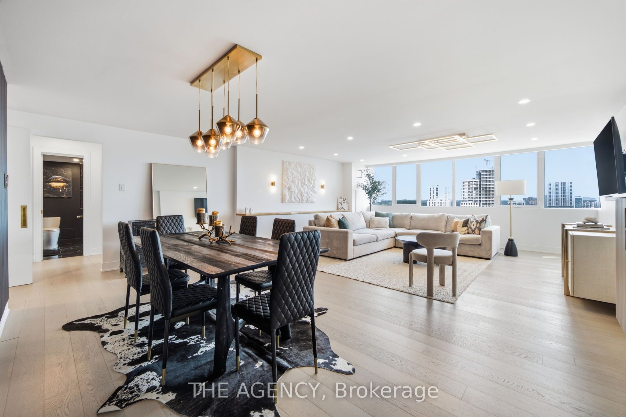 256 Jarvis Street 15c Property Photo 7